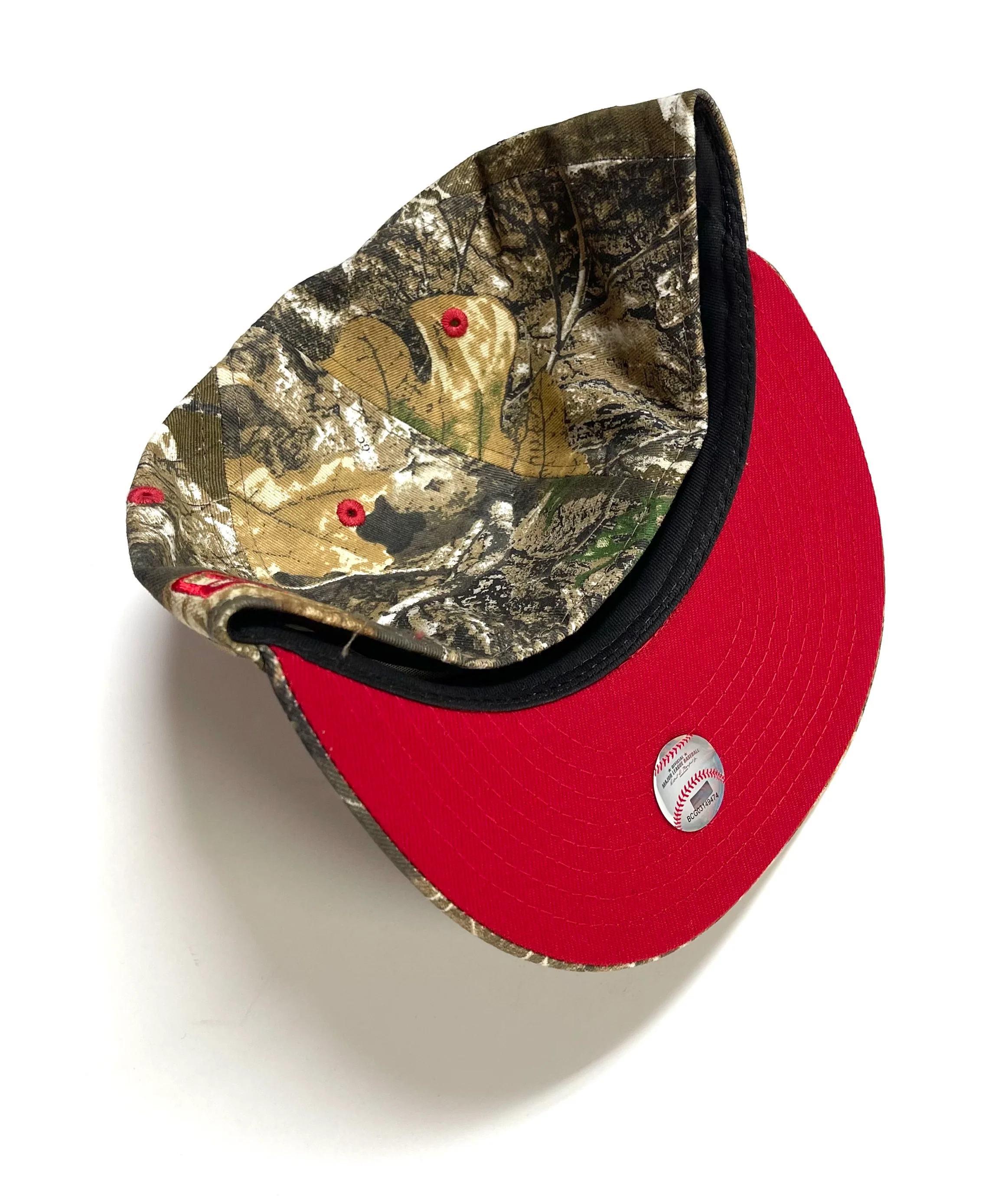 NEW ERA “HUNTING SEASON” ST. LOUIS CARDINALS FITTED HAT (RED UV) - Image 2