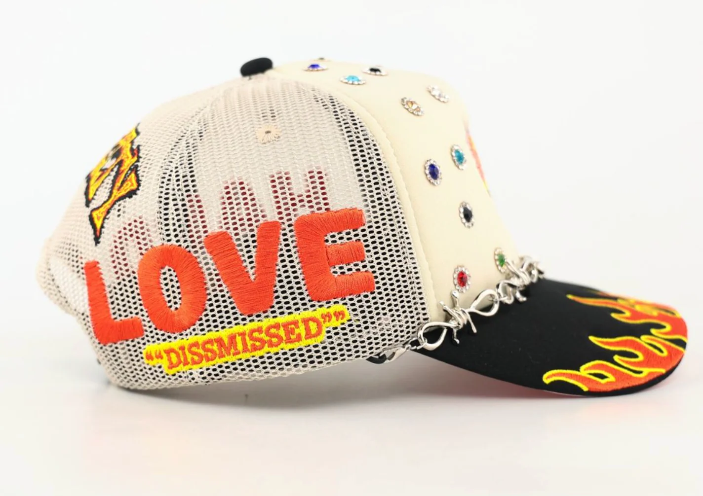 MOUR X TOXICITY "LOVE HARD" MESH TRUCKER (OFF WHITE/BLACK) - Image 5