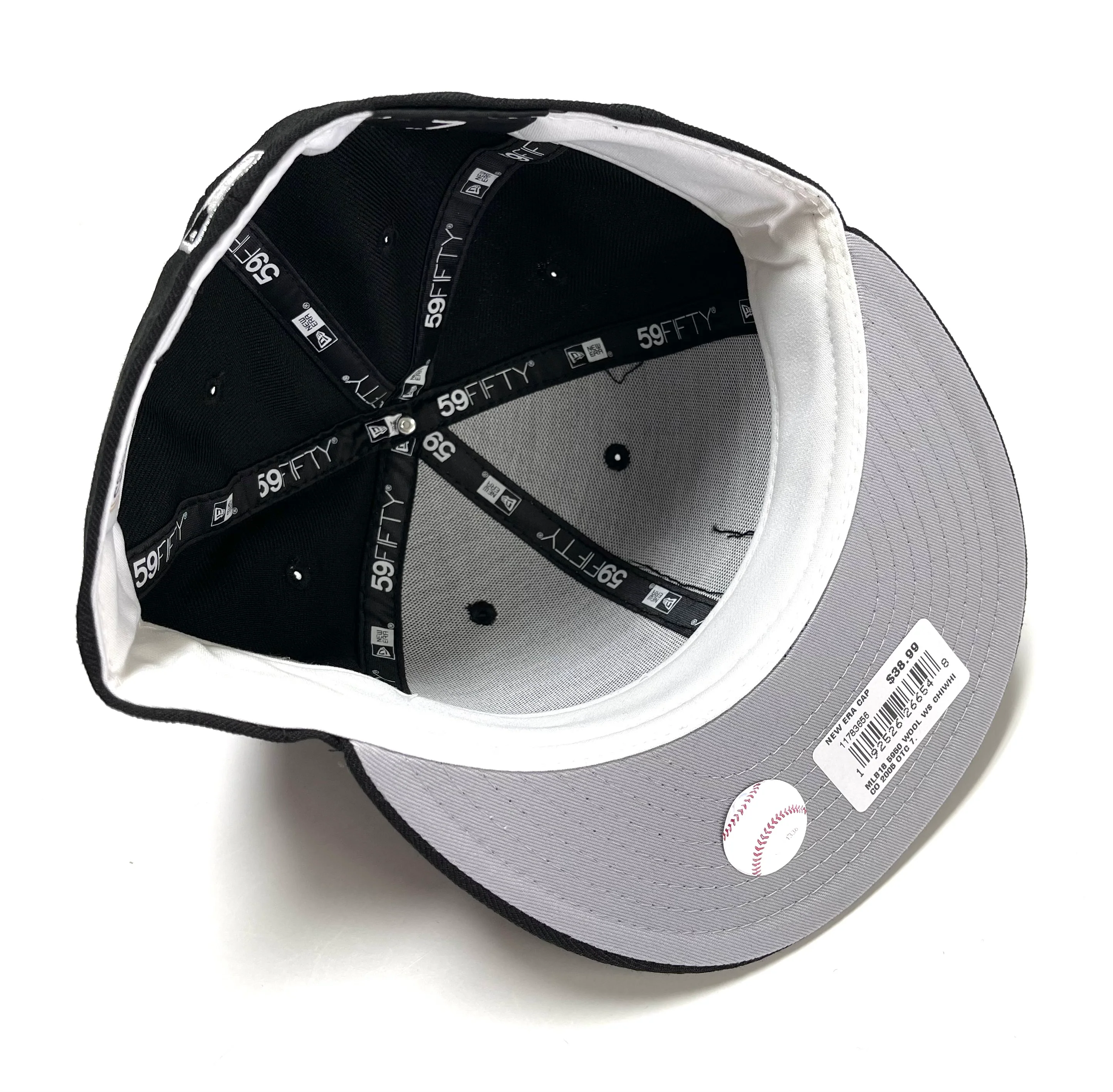 NEW ERA "2005 WS SIDE PATCH" CHICAGO WHITE SOX FITTED HAT (BLACK/WHITE) - Image 2