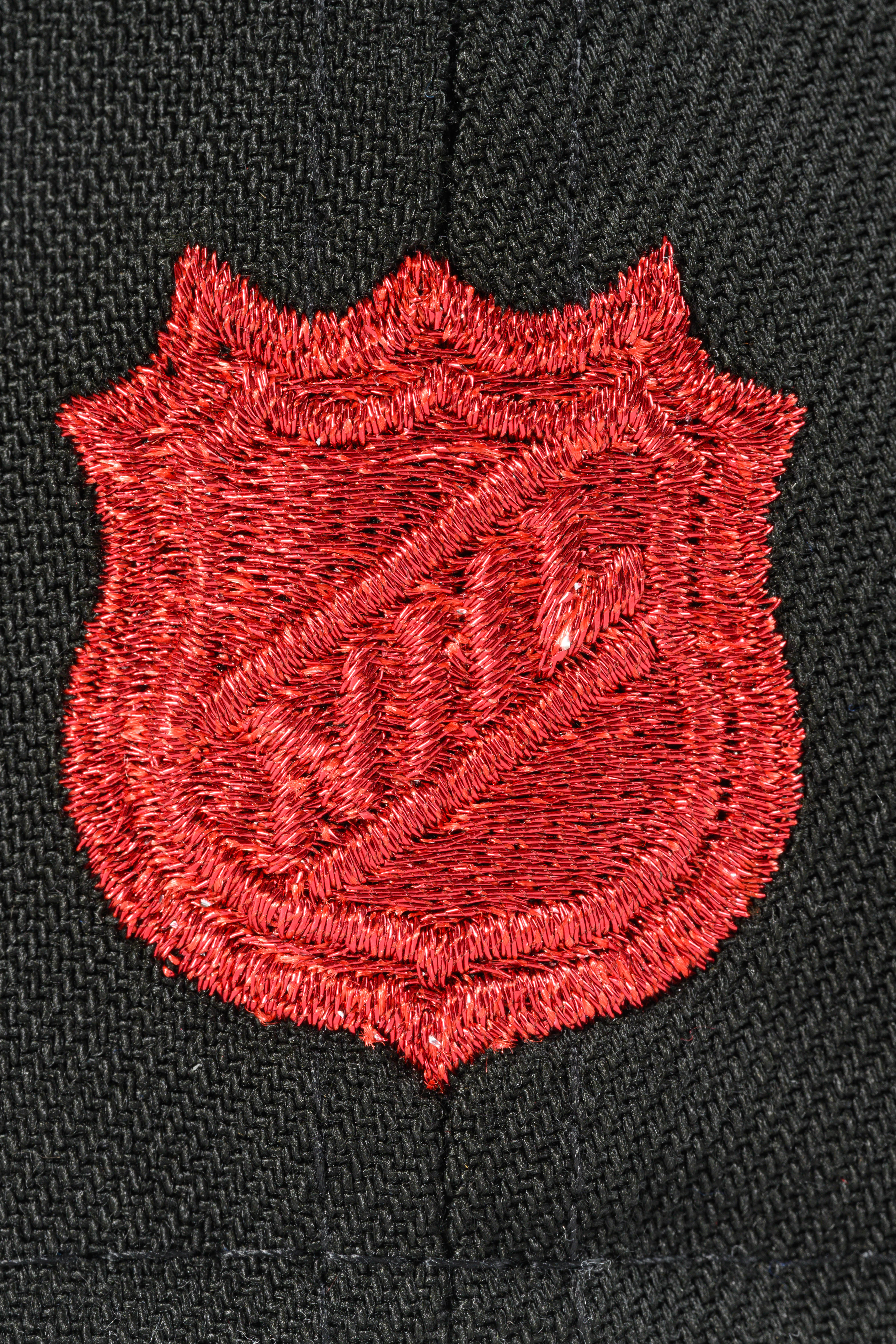 NEW ERA "BLOODY SHIELDS" OTTOWA SENATORS FITTED HAT (BLACK/ HRED) - Image 3