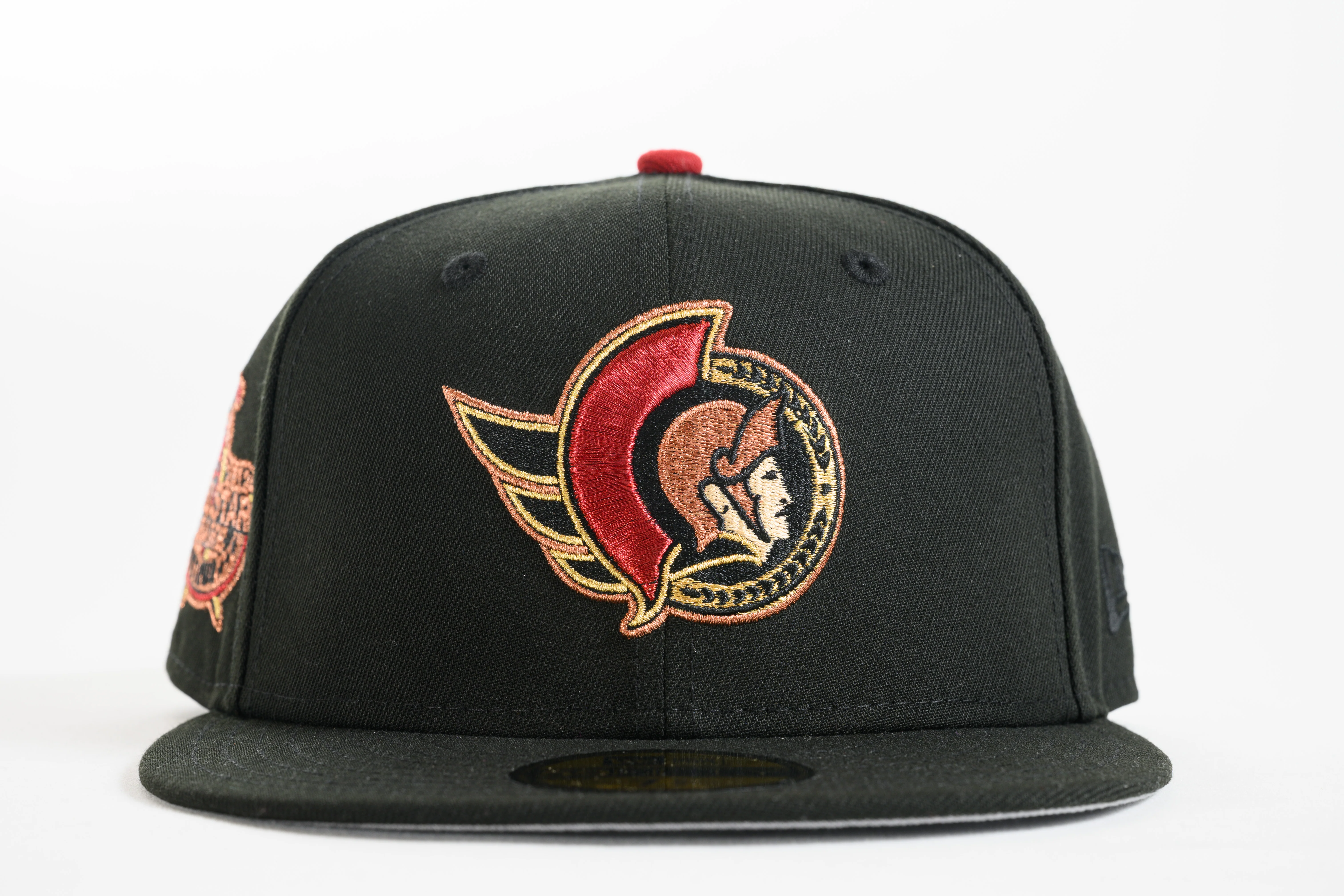 NEW ERA "BLOODY SHIELDS" OTTOWA SENATORS FITTED HAT (BLACK/ HRED) - Image 7