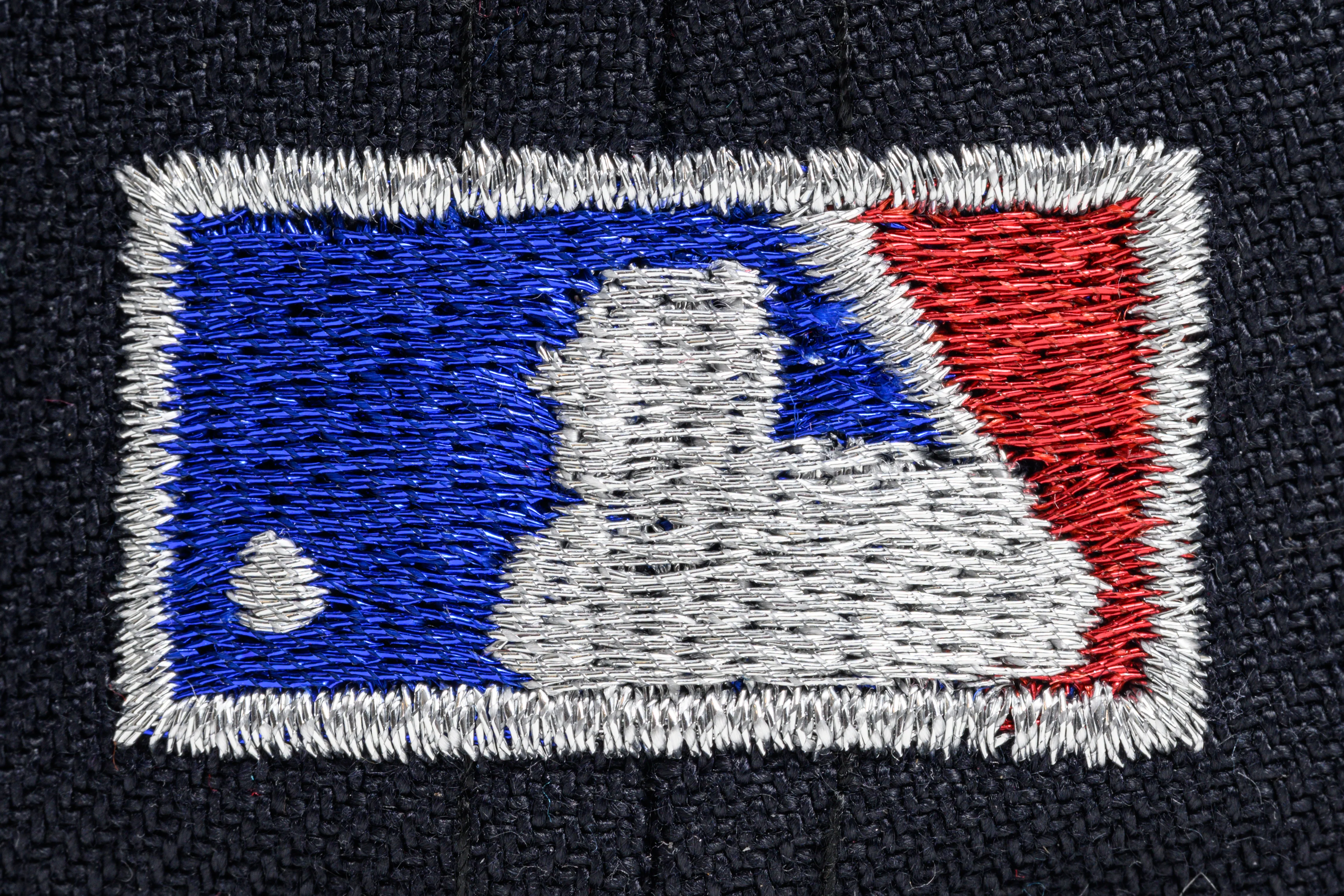 NEW ERA "48 LAWS” PHILADELPHIA PHILLIES FITTED HAT (NAVY/SONGBIRD BLUE) - Image 2