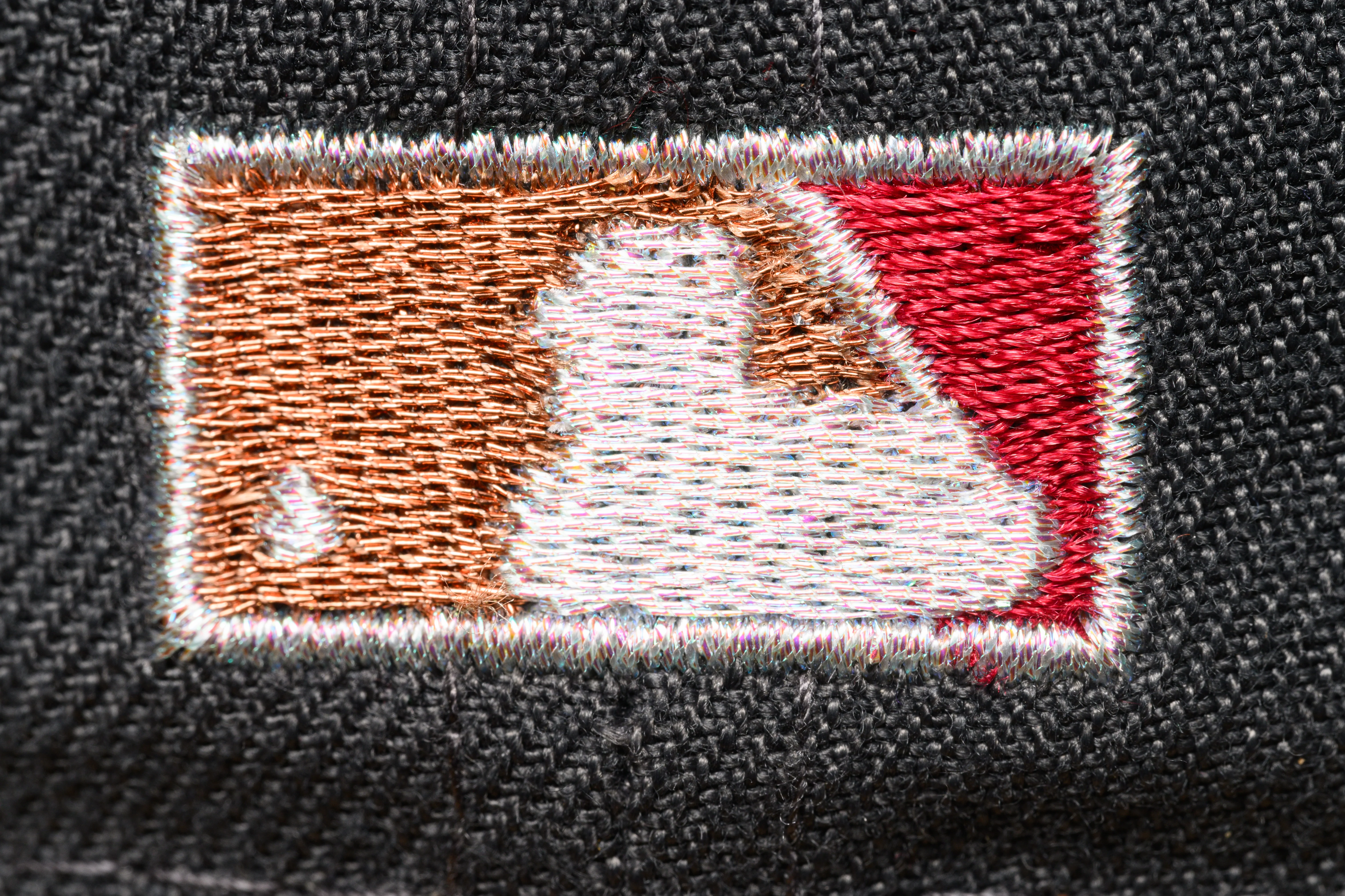 NEW ERA "AKUMA" ANAHEIM ANGELS FITTED HAT (GREY/CHARCOAL GREY) - Image 2