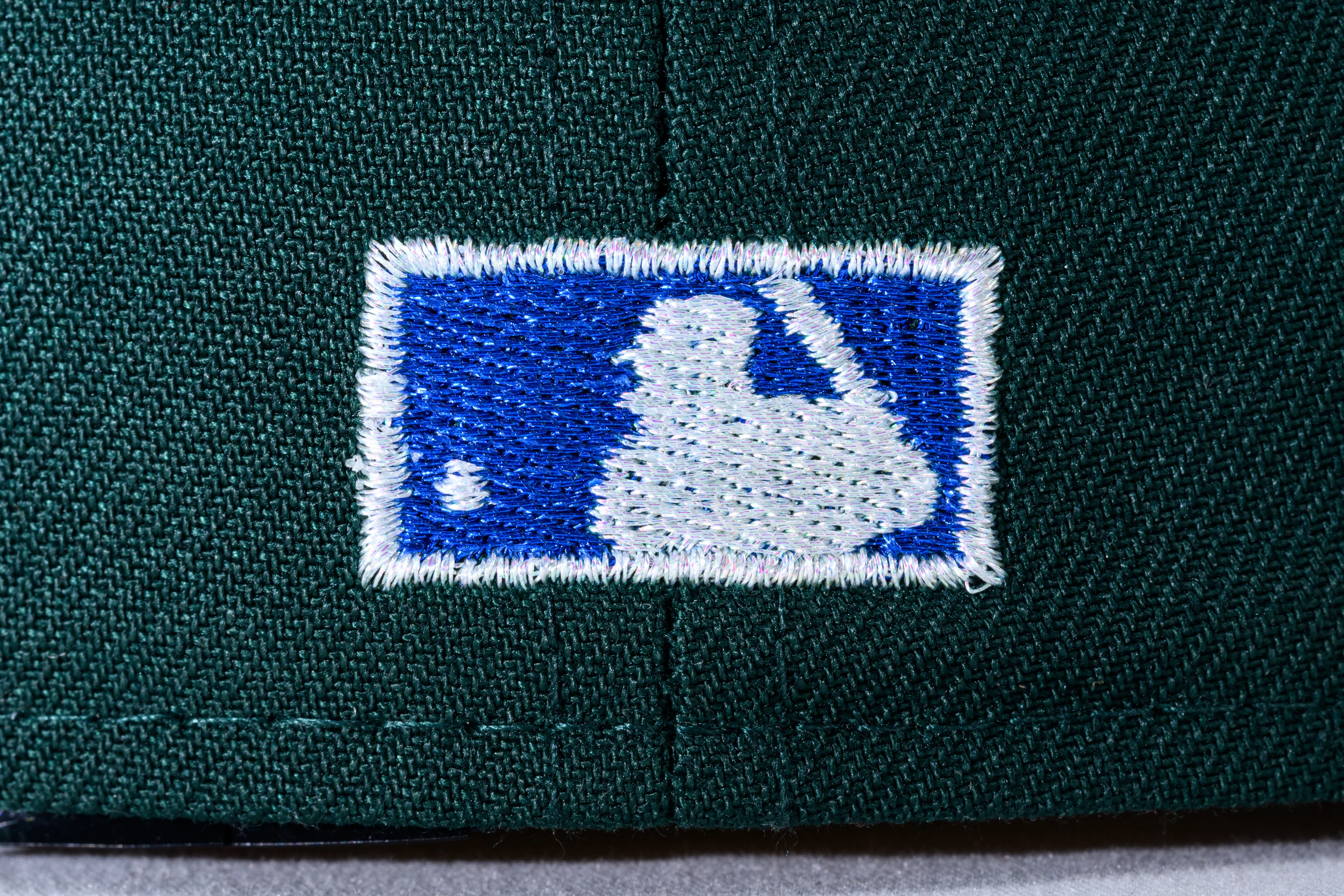 NEW ERA "ALMIGHTY" OAKLAND ATHLETICS FITTED HAT (DARK GREEN/A GOLD) - Image 3