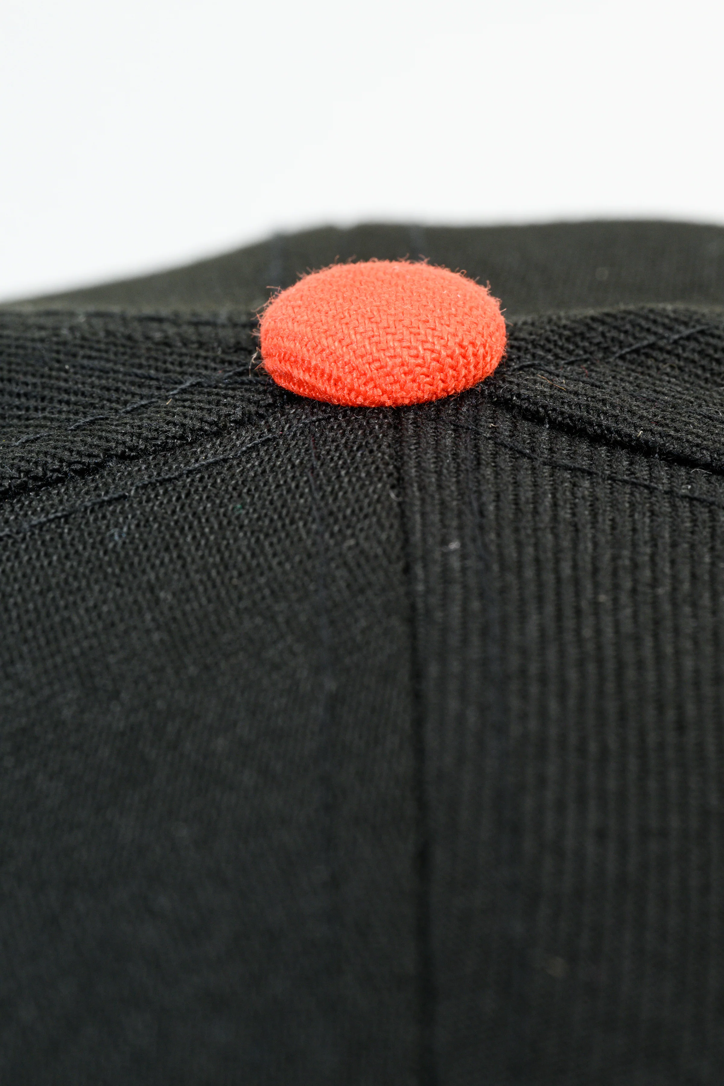 NEW ERA "ALONE" ARIZONA DIAMONDBACKS FITTED HAT (BLACK/ORANGE) - Image 3