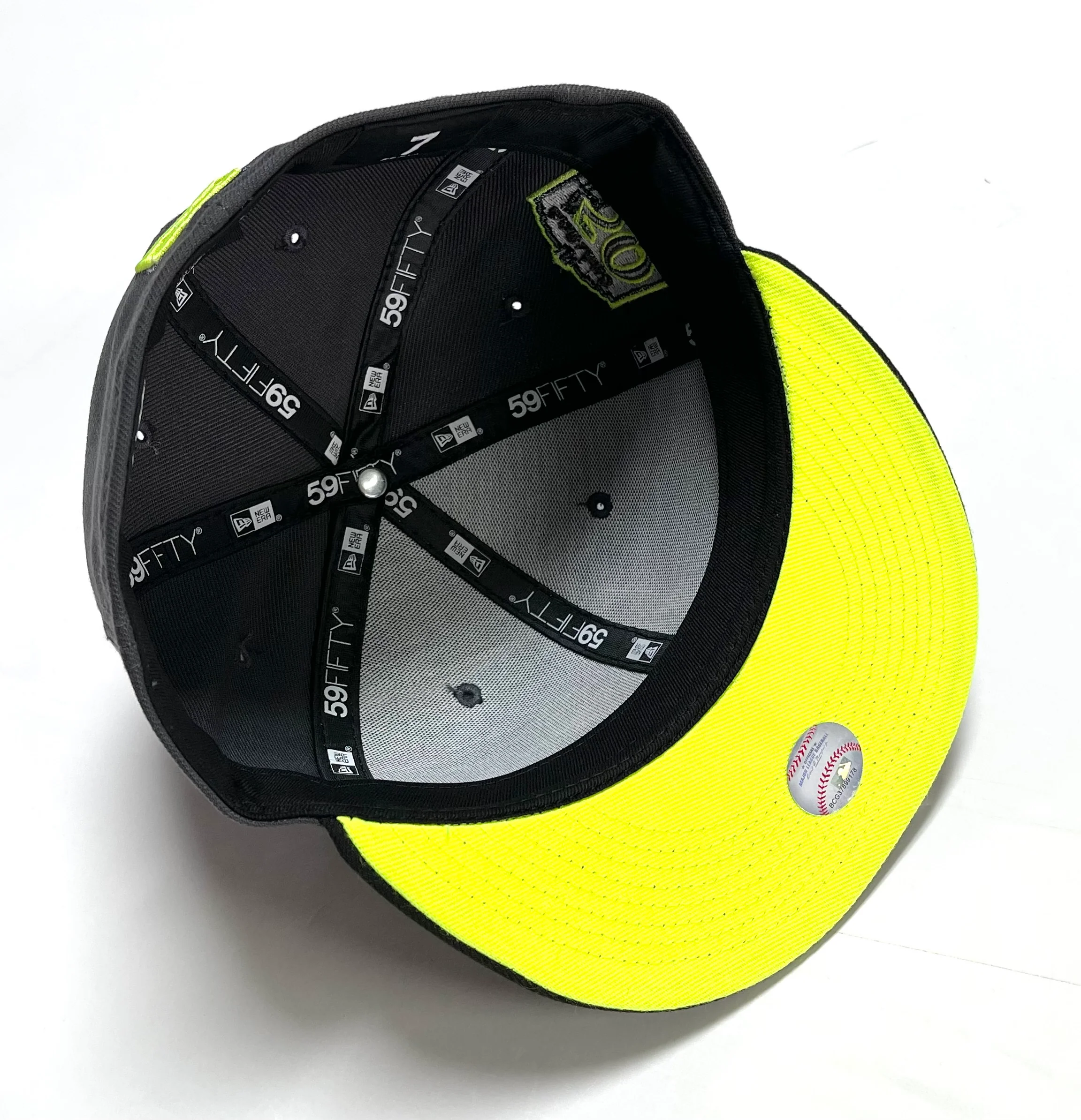 NEW ERA "AM95" OAKLAND A'S FITTED HAT (DARK GRAPHITE/BLACK) (SIZE 7 3/8) - Image 4