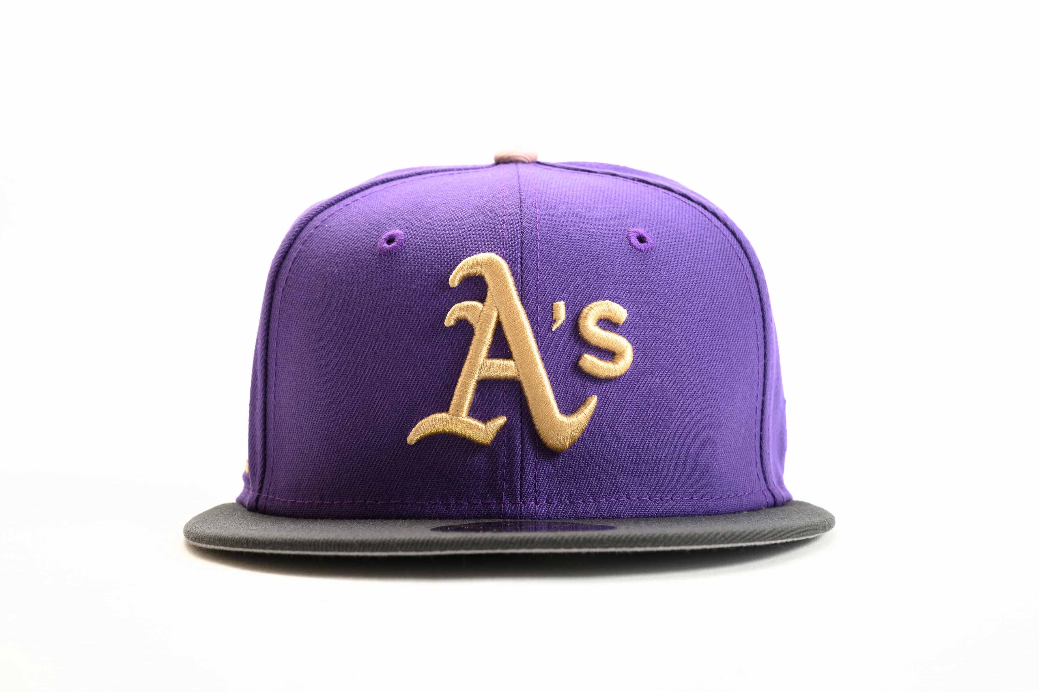 NEW ERA "ARACHNOPHOBIA" OAKLAN A'S FITTED HAT (PURPLE/DARK GRAPHITE/PINK) - Image 7