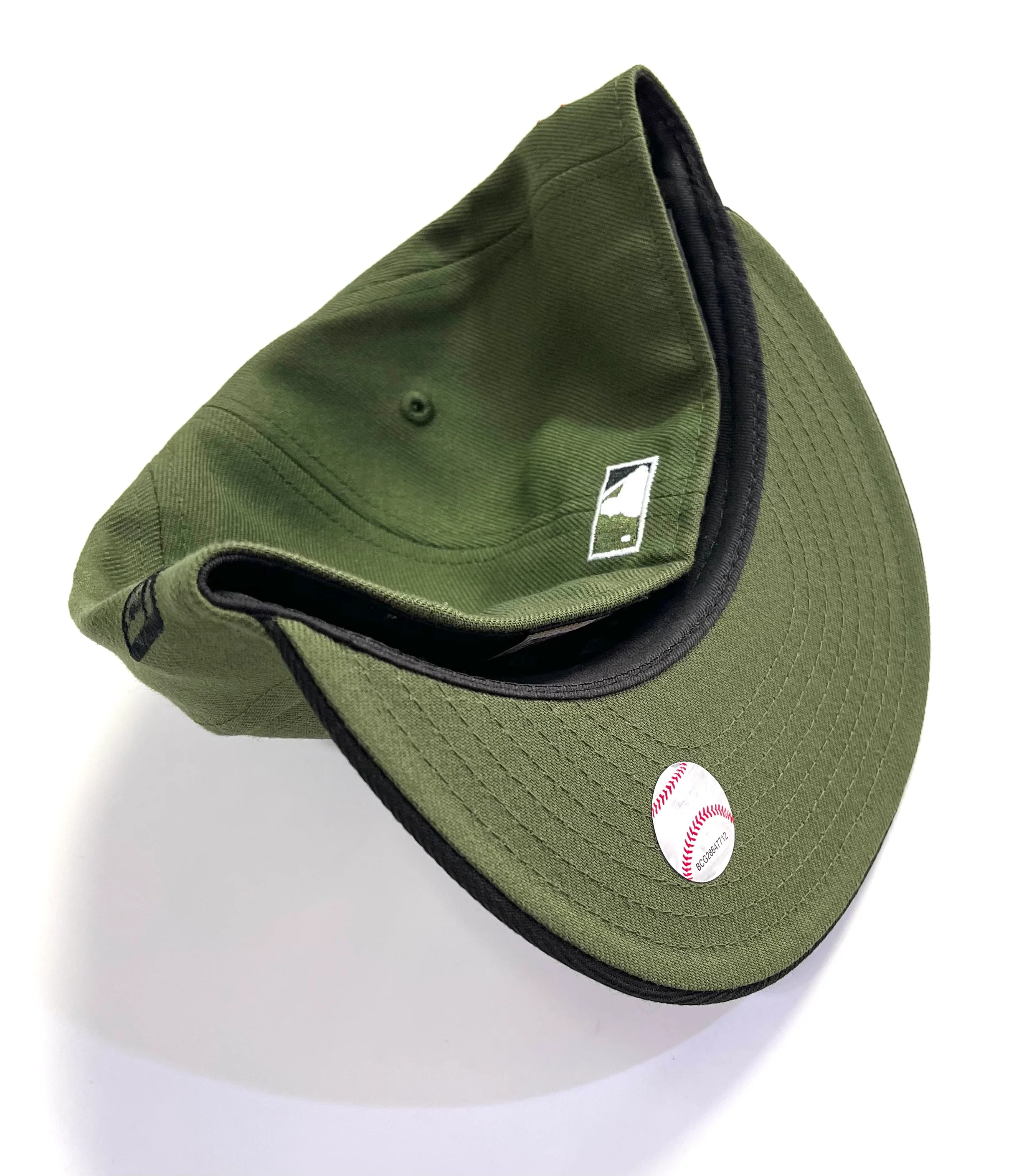 NEW ERA "MARKSMAN STOMPER" OAKLAND A'S FITTED HAT (RIFLE GREEN/BLACKORANGE) - Image 3