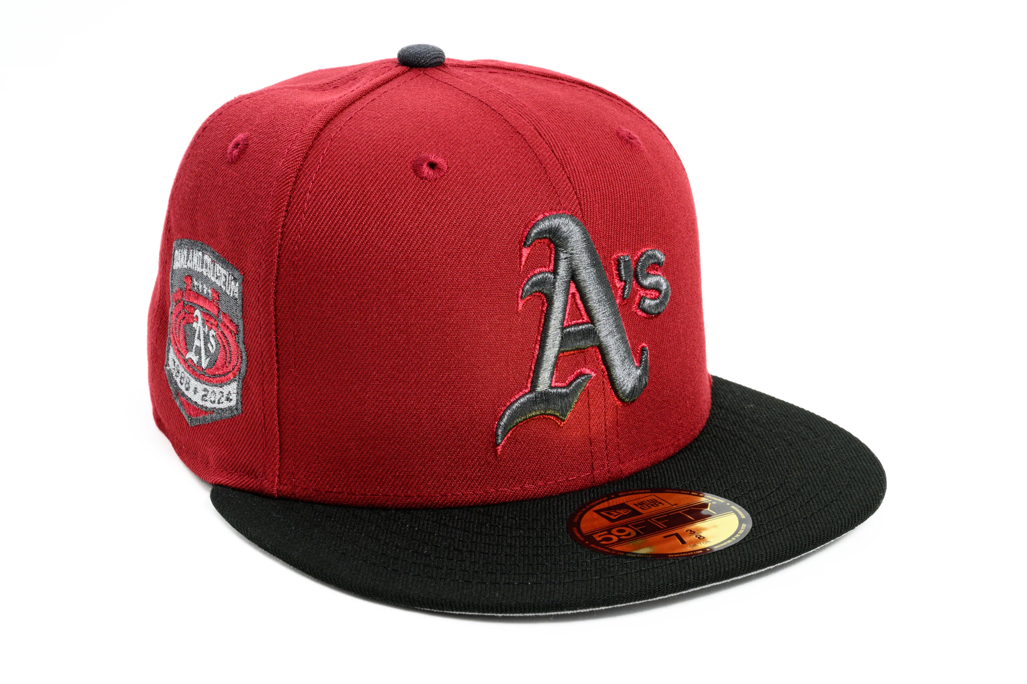 NEW ERA "ART OF WAR” OAKLAND ATHLETICS FITTED HAT (BRICK RED/BLACK/ DARK GRAPHITE)
