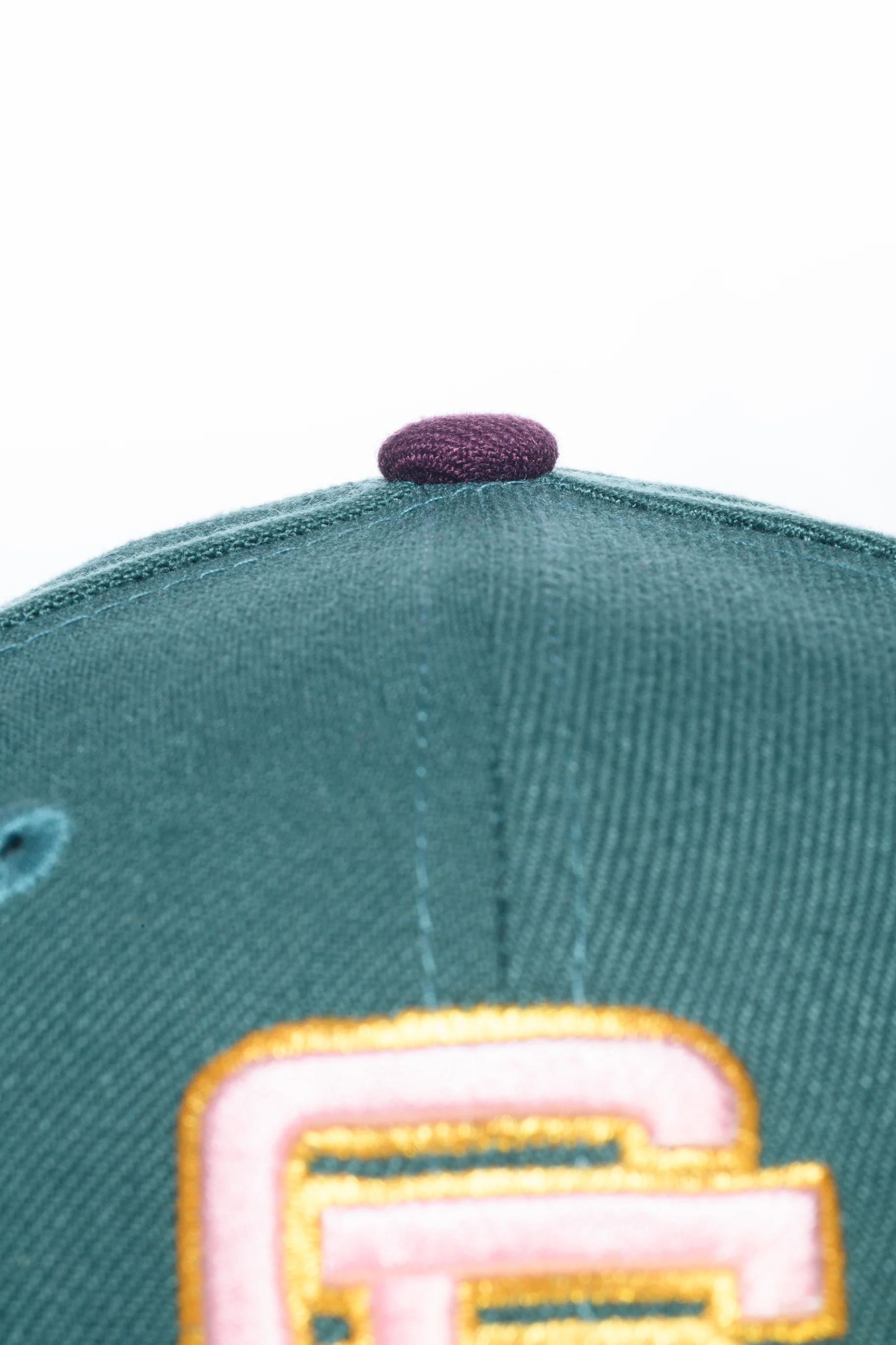 NEW ERA "CHERRY BLOSSOM GREEN TEA" SF GIANTS FITTED HAT (PINE GREEN/PLUM) - Image 7