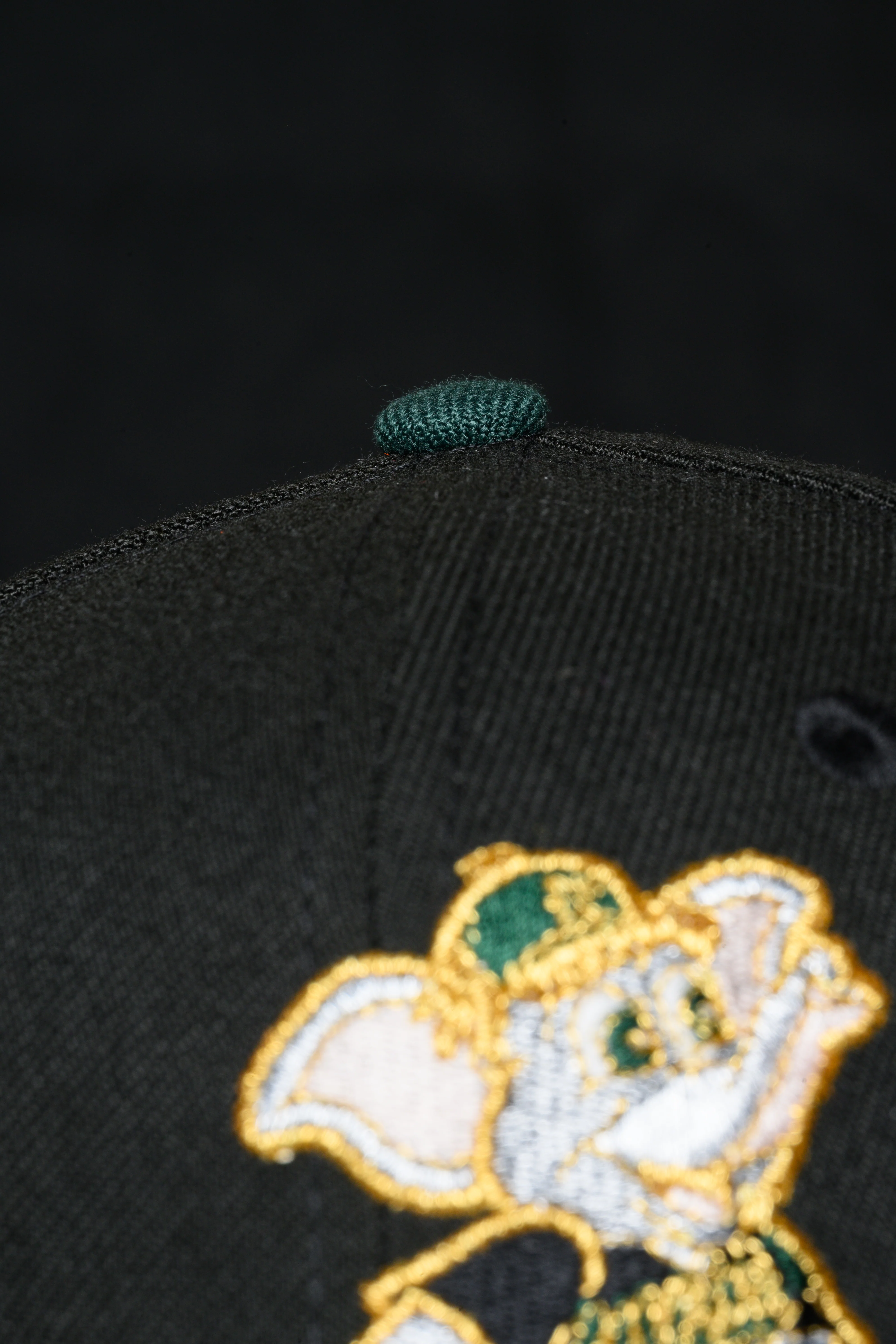 NEW ERA “BASH BRO'S MASCOT" OAKLAND A'S FITTED HAT (BLACK) - Image 5