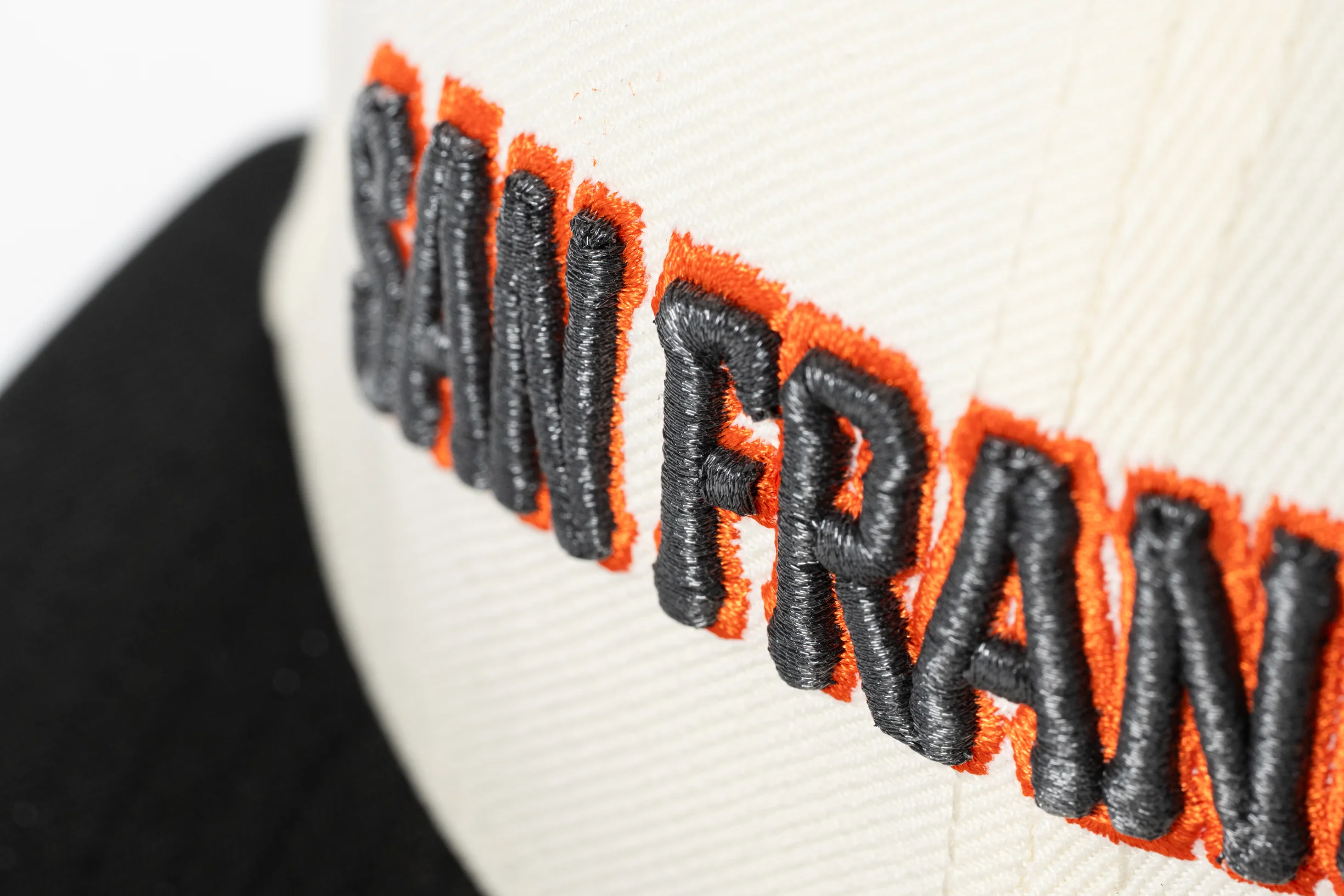 NEW ERA "BOSTON FLIGHT" SAN FRANCISCO GIANTS FITTED HAT (CHROME/BLACK/ORANGE) - Image 7