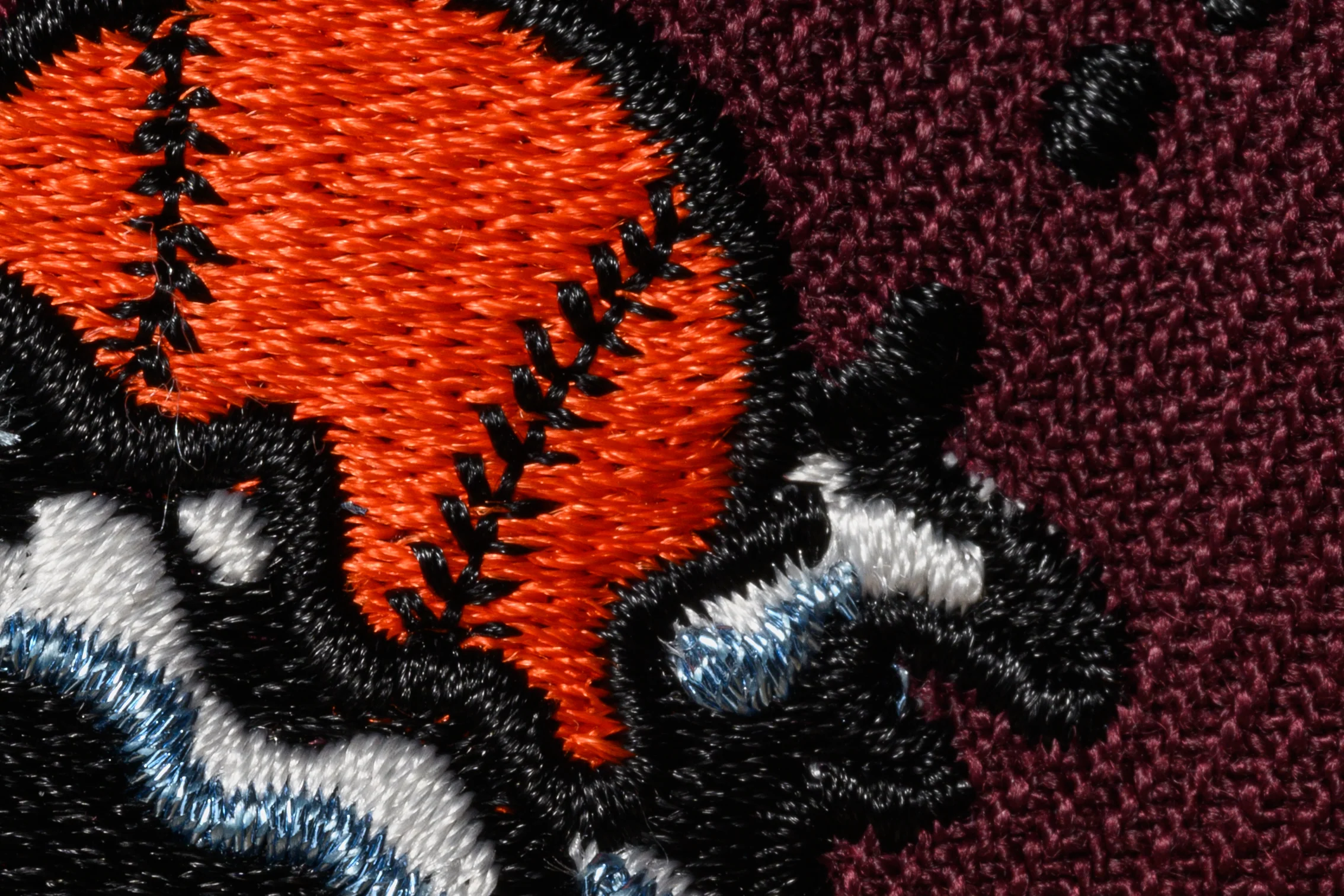 NEW ERA "BIG 3"SF GIANTS FITTED HAT (MAROON/METALLIC SILVER) - Image 6