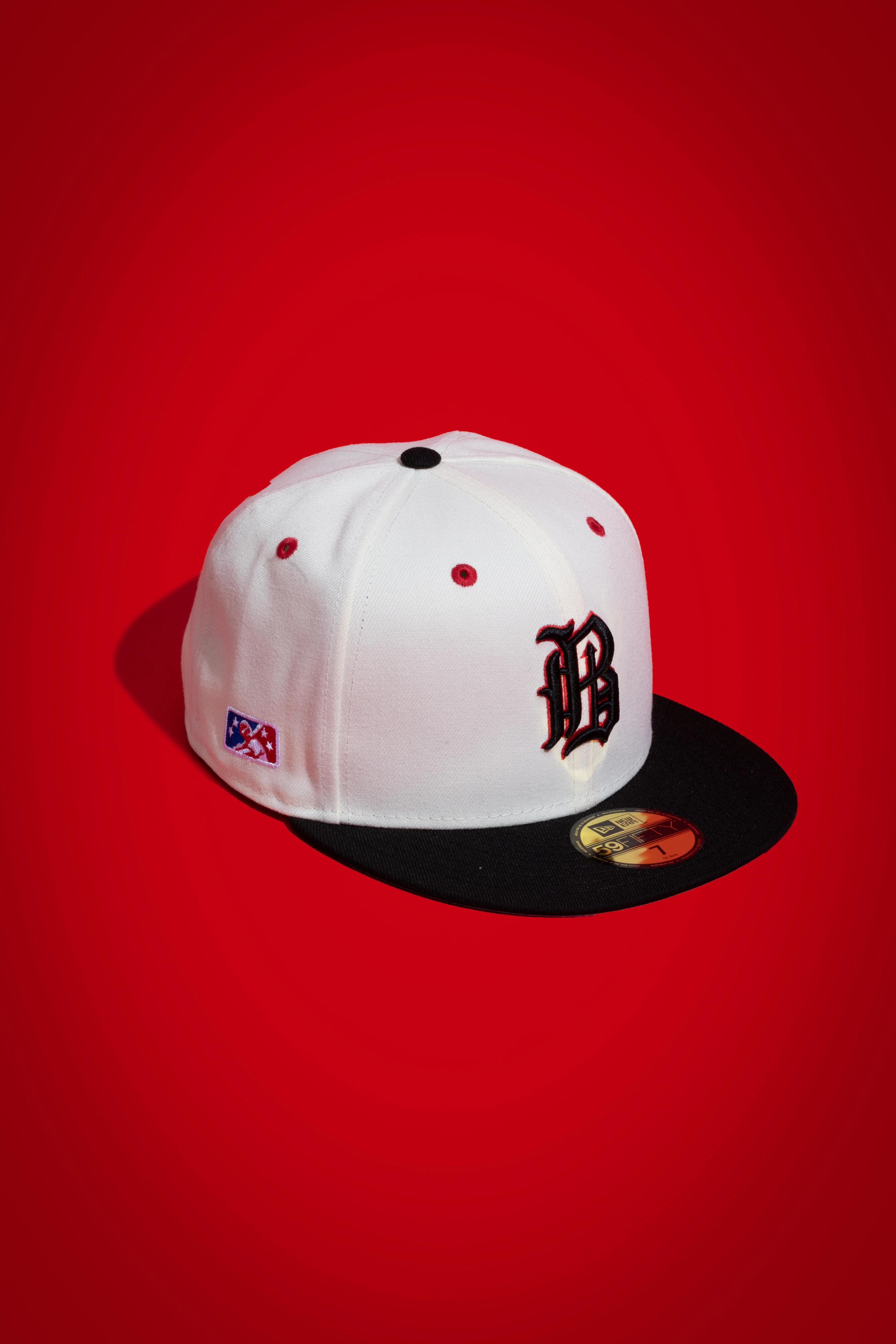 NEW ERA "B'S WAX" BIRMINGHAM BARONS FITTED HAT (CHROME WHITE/BLACK)