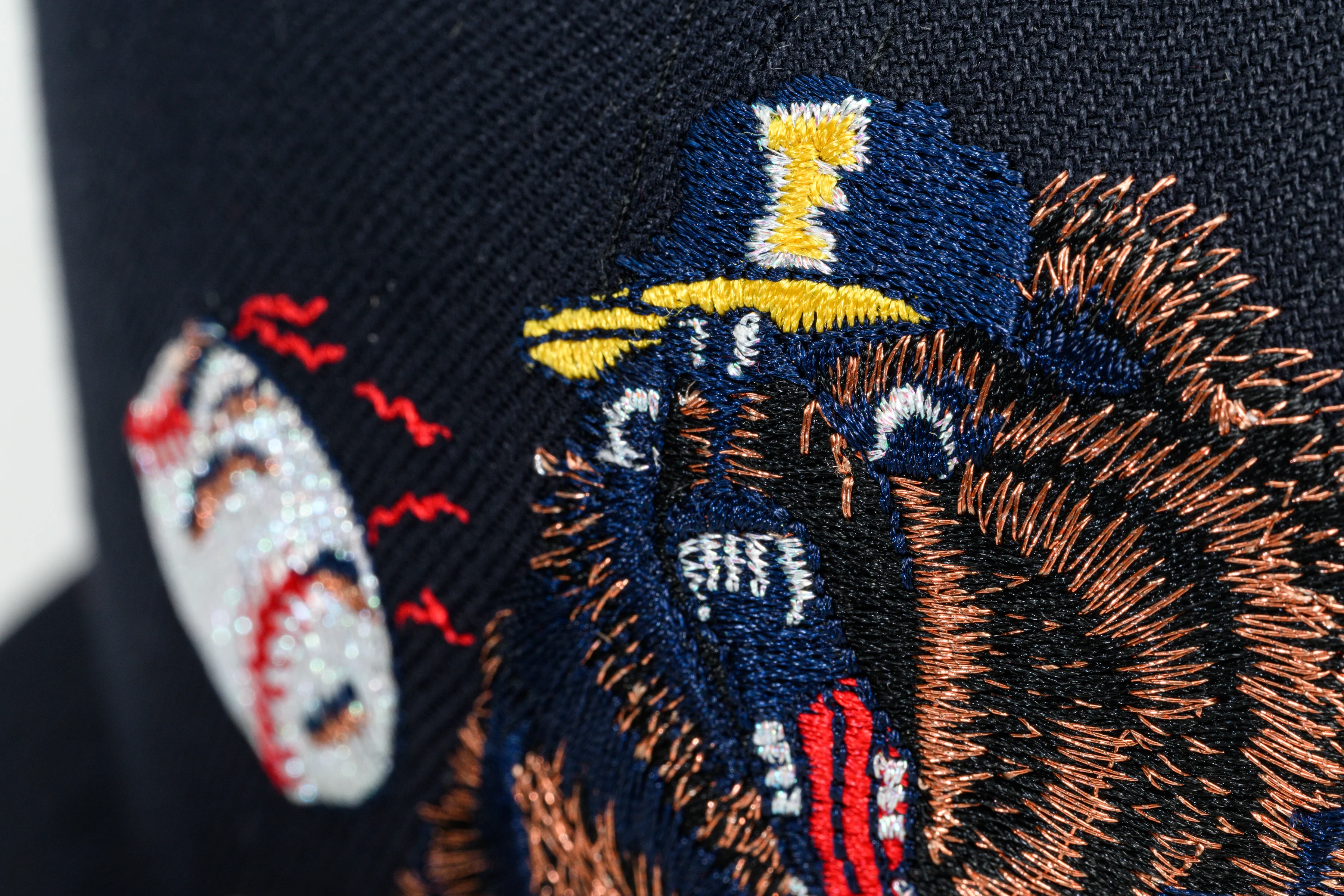 NEW ERA "CALI BEAR” FRESNO GRIZZLIES  FITTED HAT (NAVY/A GOLD) - Image 9