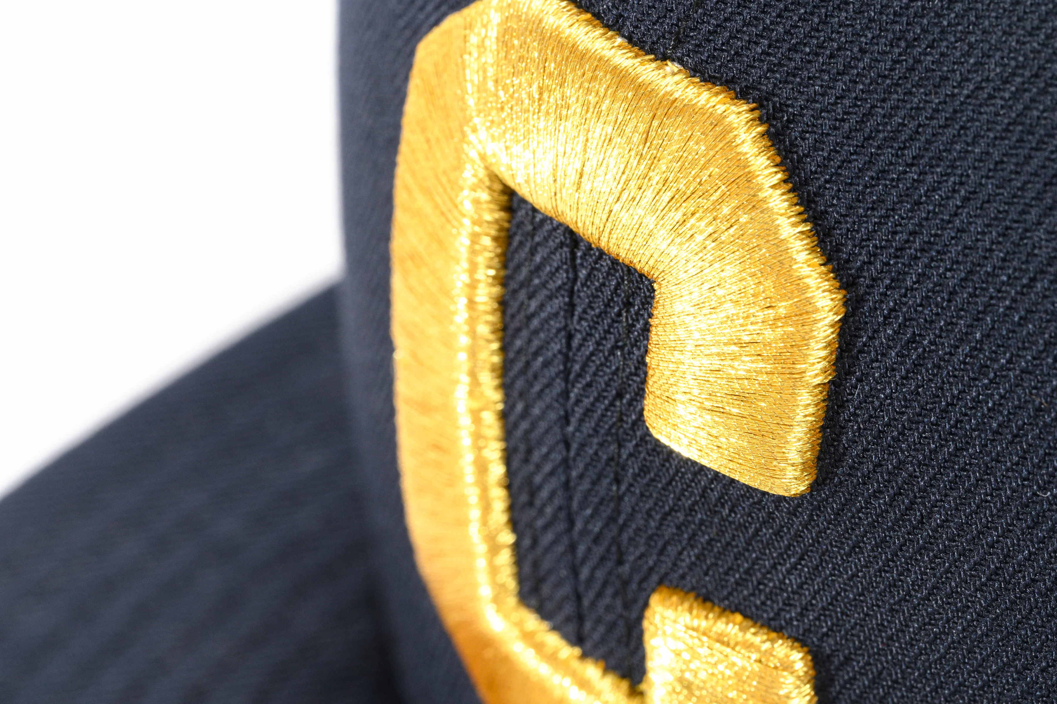 NEW ERA "CALIFORNIA" CHICAGO CUBS FITTED HAT (NAVY/A GOLD) - Image 8
