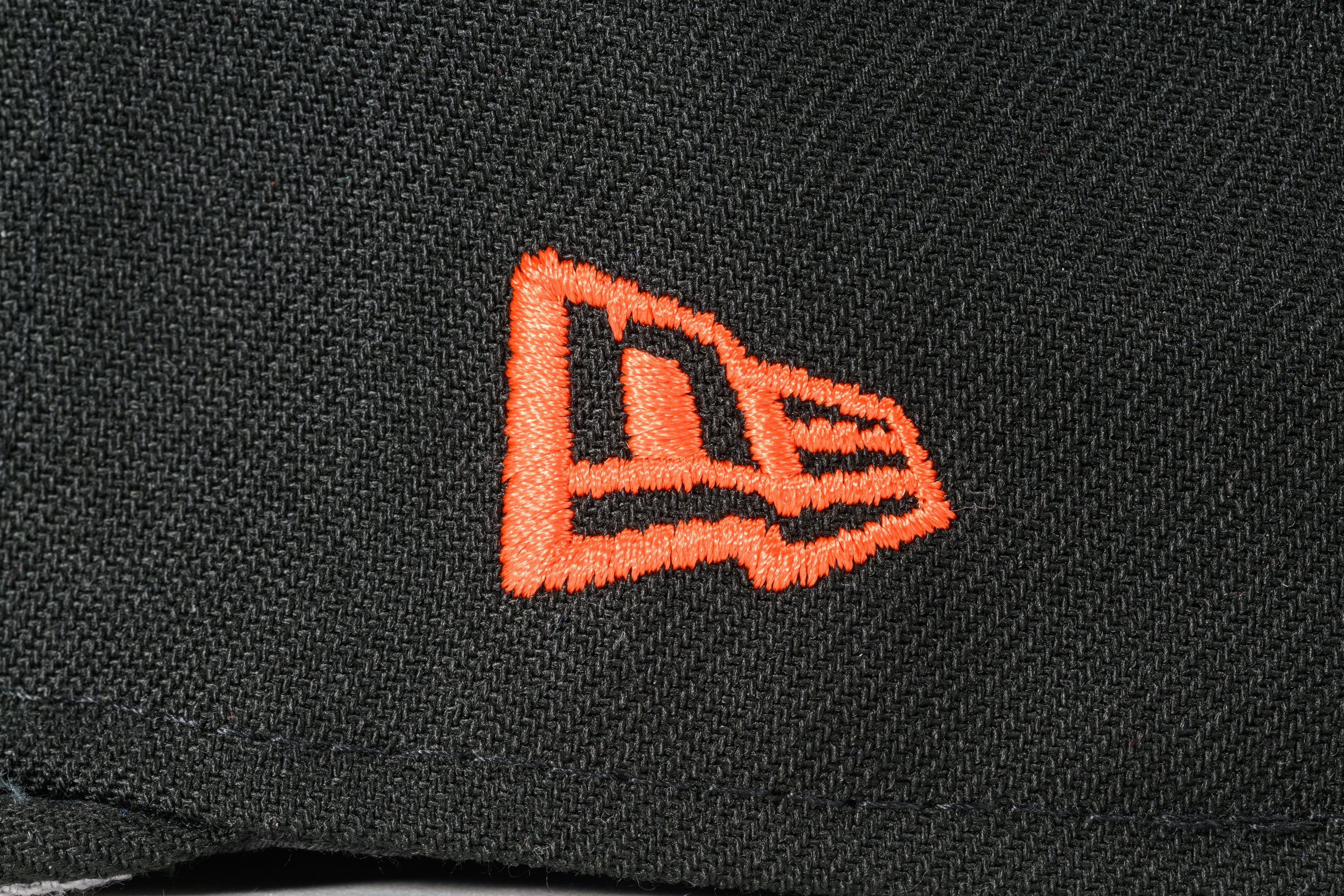 NEW ERA "CITY NIGHTS” SAN FRANCISCO WARRIORS FITTED HAT (BLACK/ORANGE) - Image 2