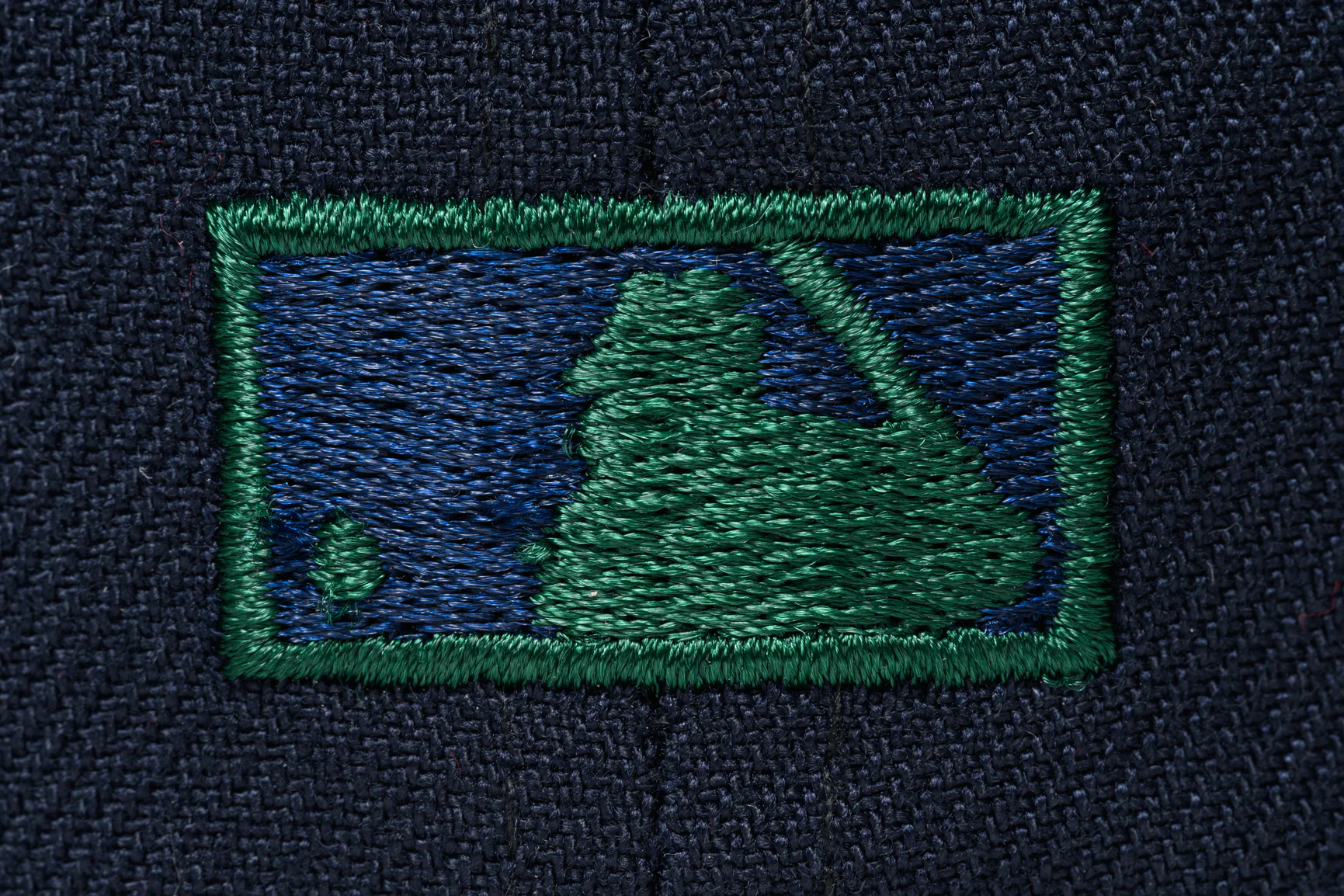 NEW ERA "CLUB ROOM" OAKLAND A'S FITTED HAT (NAVY/MAROON/DARK GREEN) - Image 4