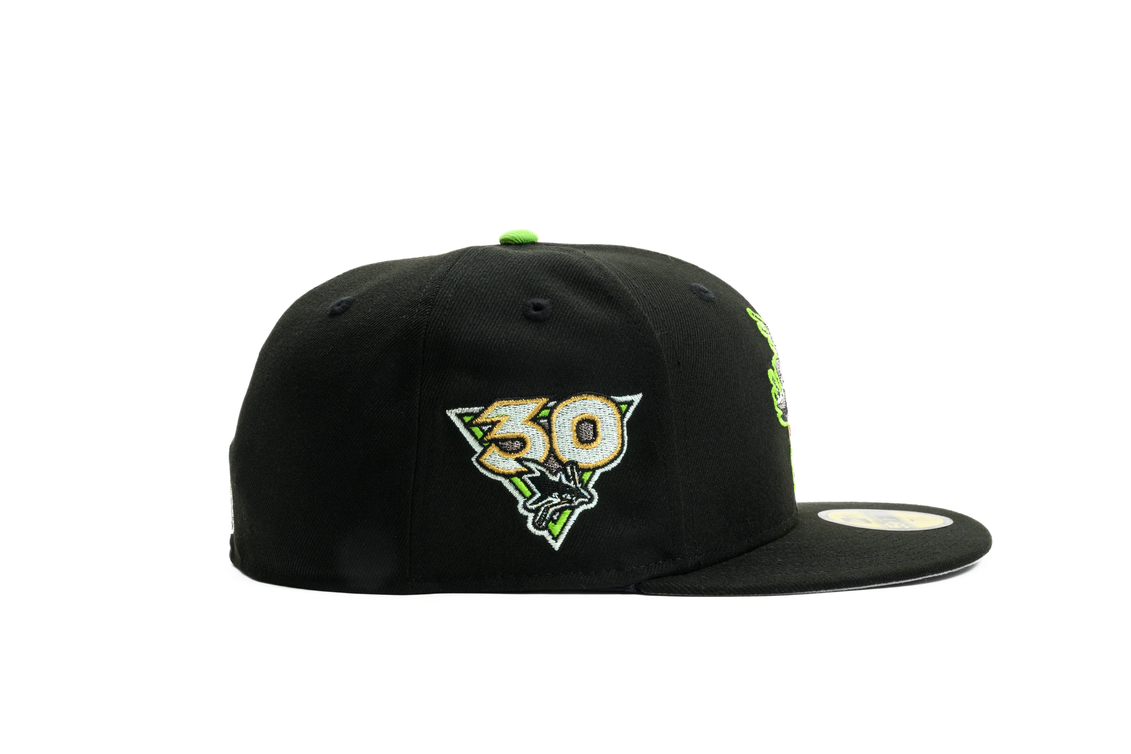 NEW ERA "CREATURE” SAN JOSE SHARKS FITTED HAT (BLACK/LIME GREEN) - Image 3