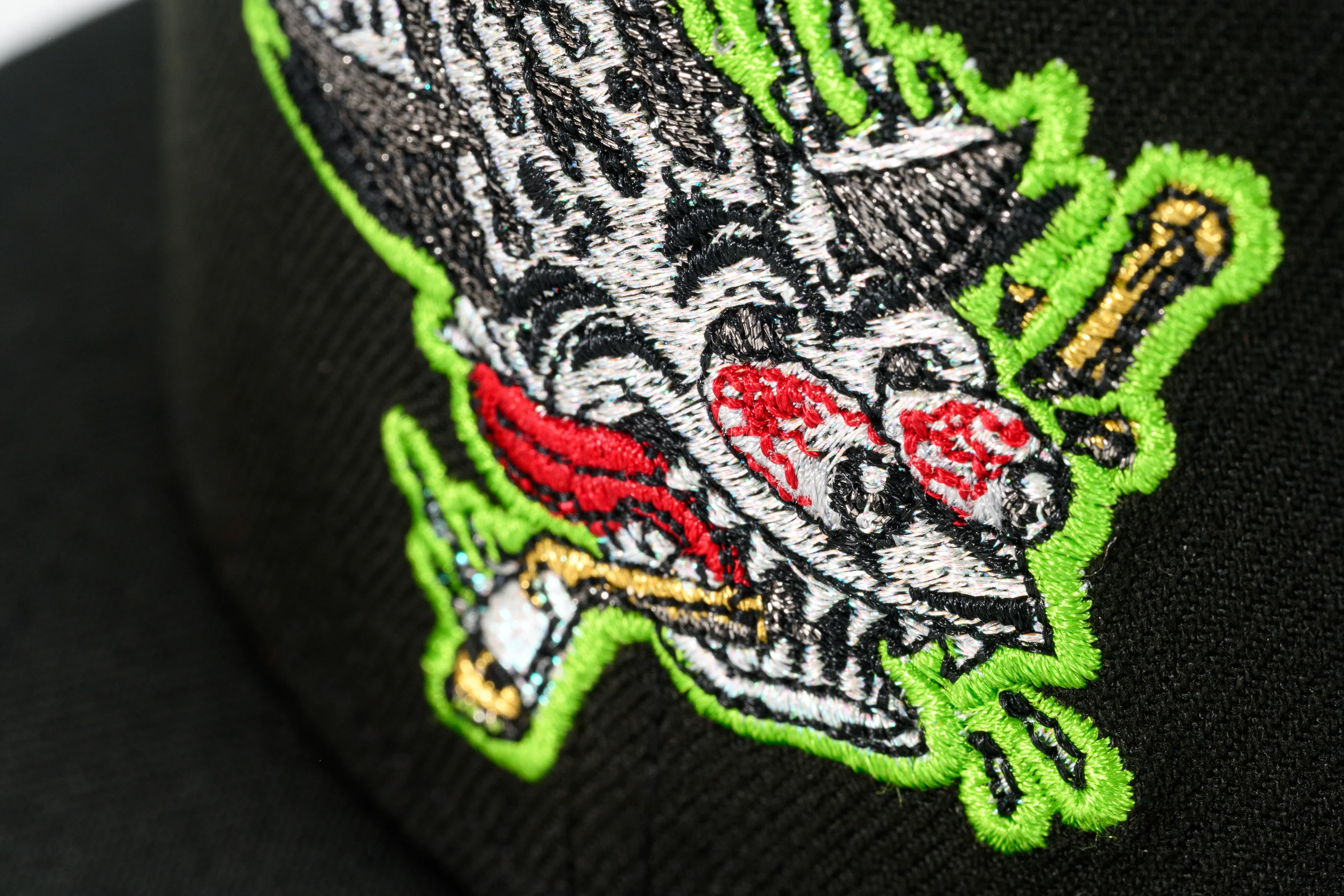 NEW ERA "CREATURE” SAN JOSE SHARKS FITTED HAT (BLACK/LIME GREEN) - Image 6