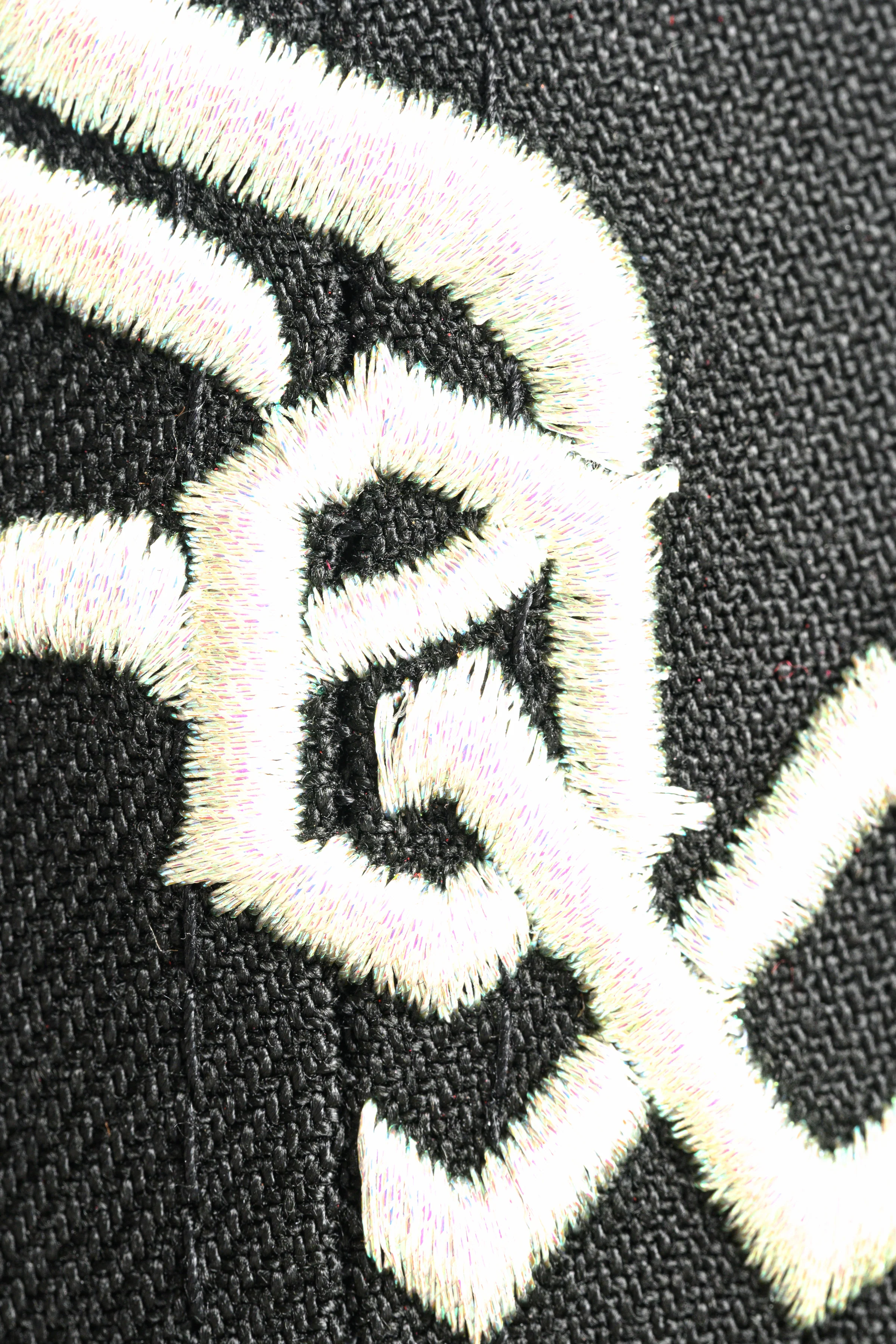 NEW ERA "DELUXE" CHICAGO WHITESOX FITTED HAT (BLACK/METALLIC IRIS) - Image 8