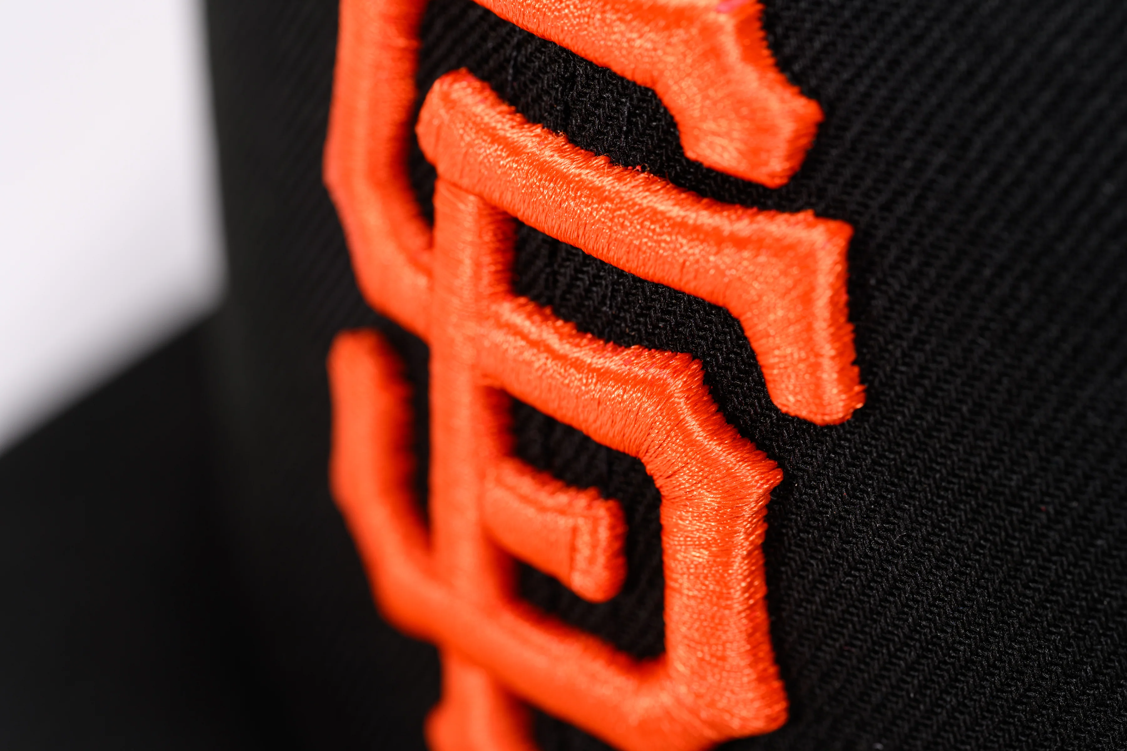 NEW ERA "DELUXE" SAN FRANCISCO GIANTS FITTED HAT (BLACK/ORANGE) - Image 6