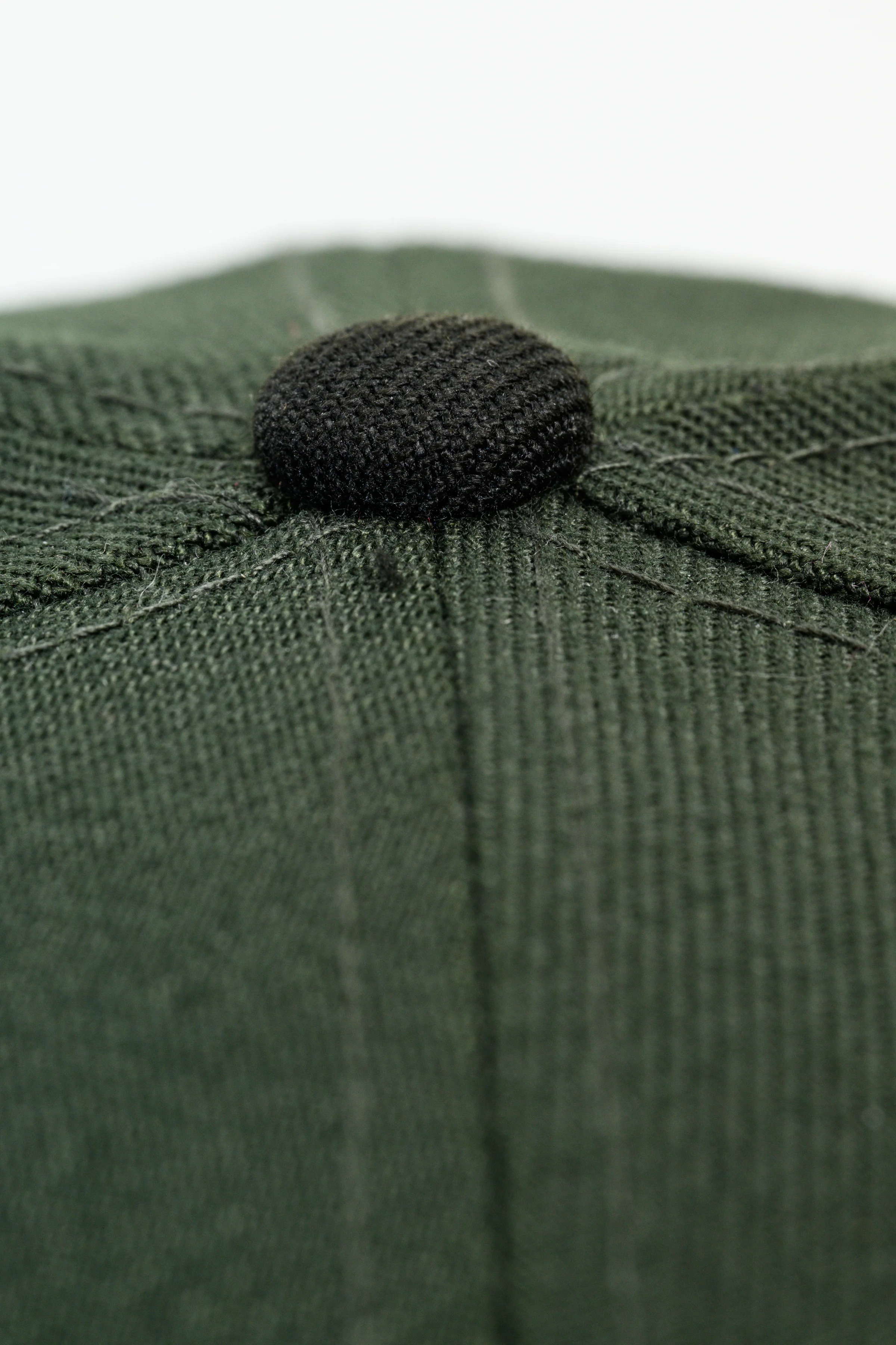 NEW ERA "DIFFERENT GREENS” OAKLAND 'AS FITTED HAT (DARK SEAWEED/ROYAL BLUE) - Image 4
