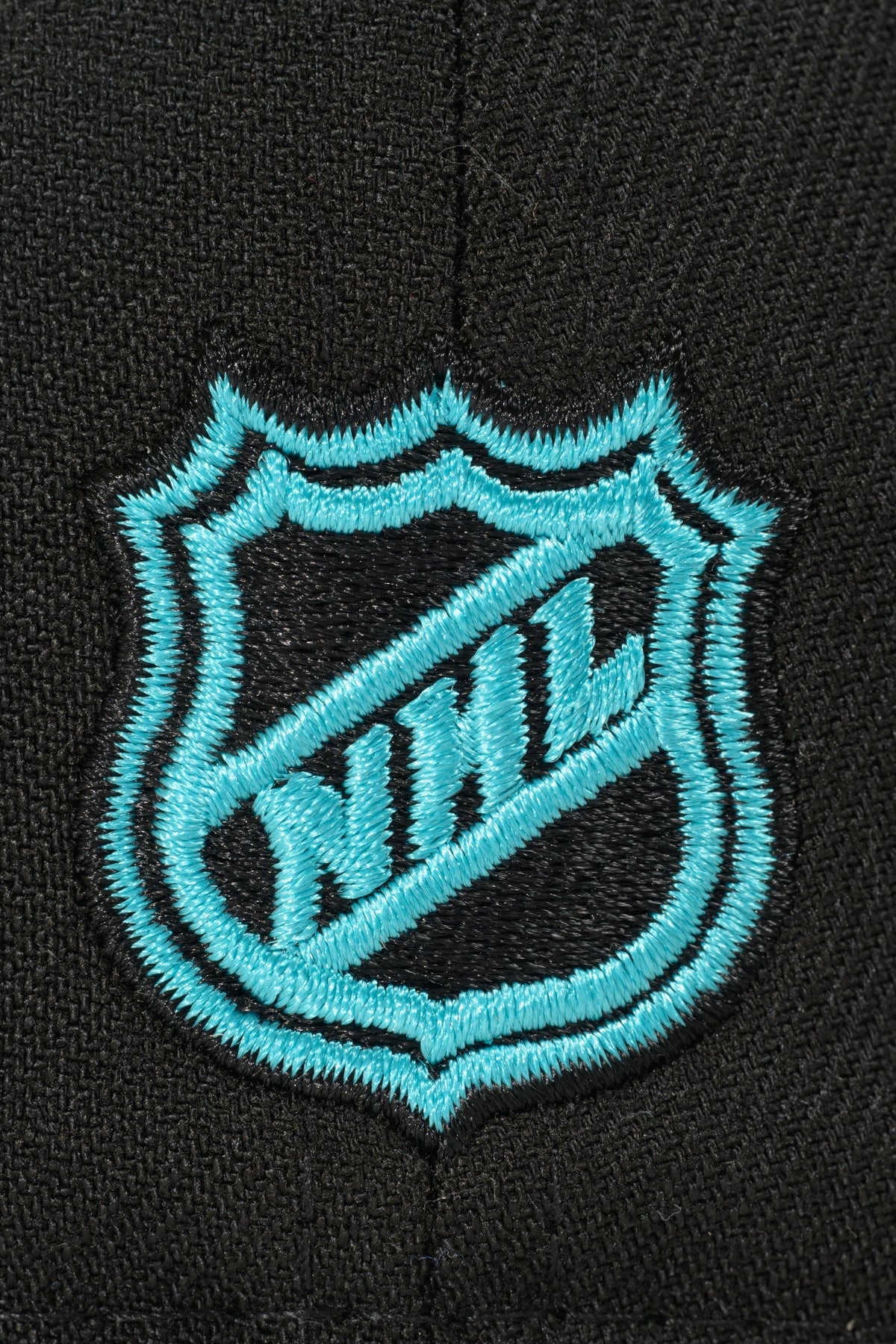 NEW ERA "DOT LOGO" SAN JOSE SHARKS (BLACK/RED) - Image 2