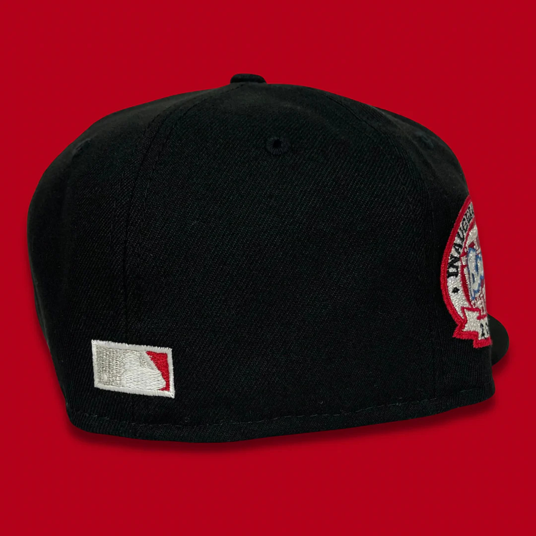 NEW ERA "ENFORCER" ATLANTA BRAVES FITTED HAT (BLACK/ BLUE UNDERVISOR) - Image 4