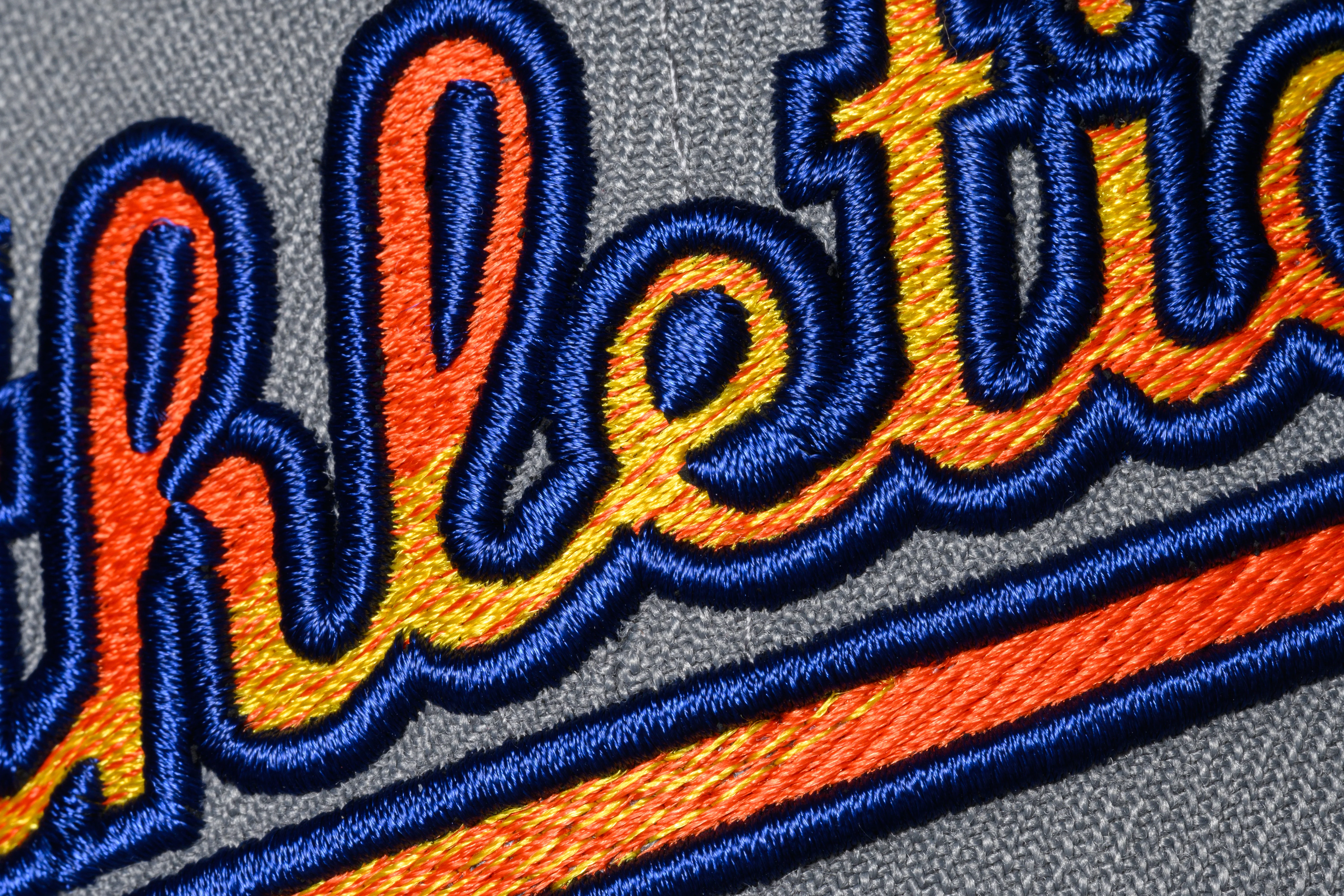 NEW ERA "SUNSET SCRIPT" OAKLAND A'S FITTED HAT (STORM GREY/DARK ROYAL) - Image 4