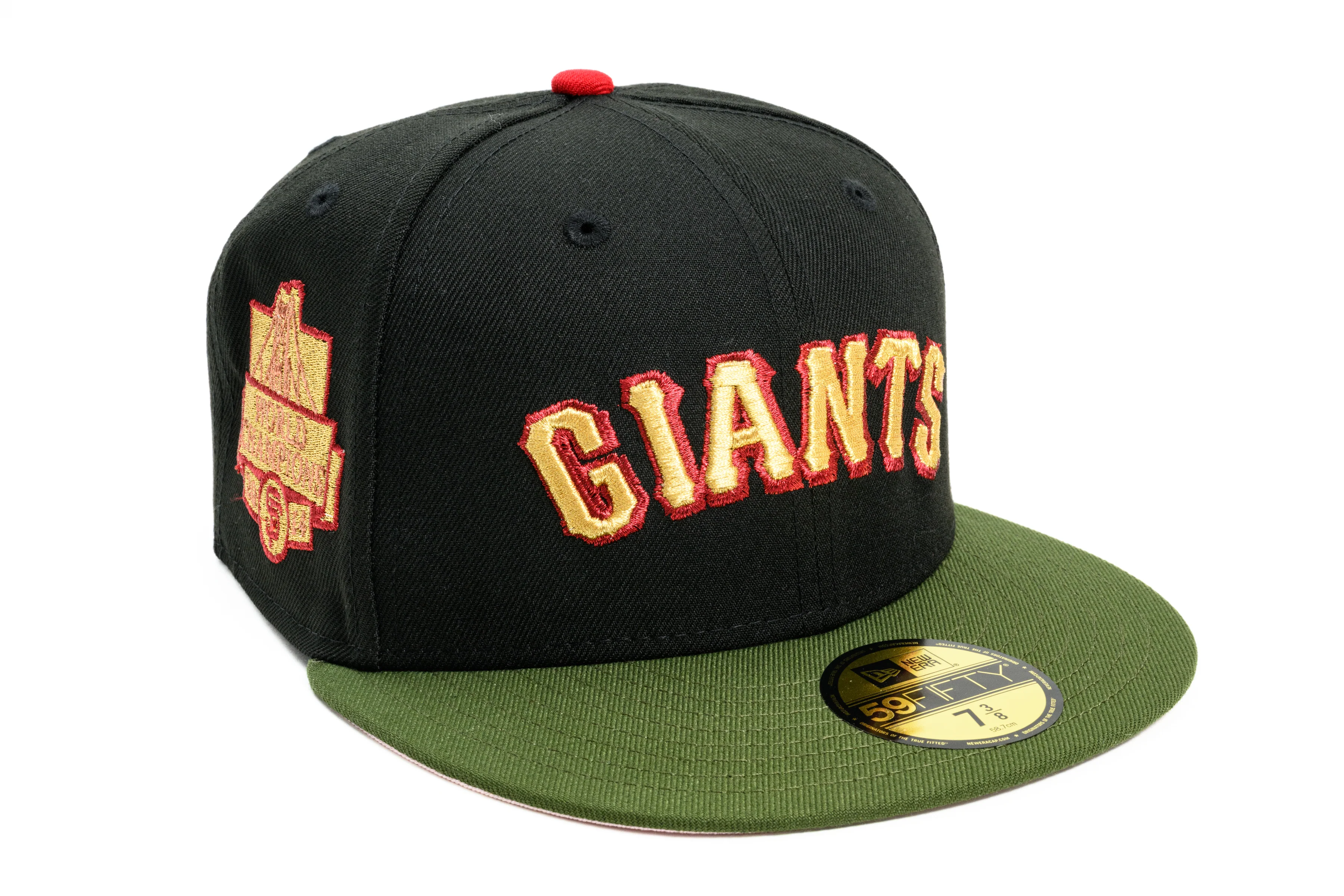 NEW ERA "FINAL ZILLA” SAN FRANCISCO GIANTS FITTED HAT (BLACK/RIFLE GREEN/RED)