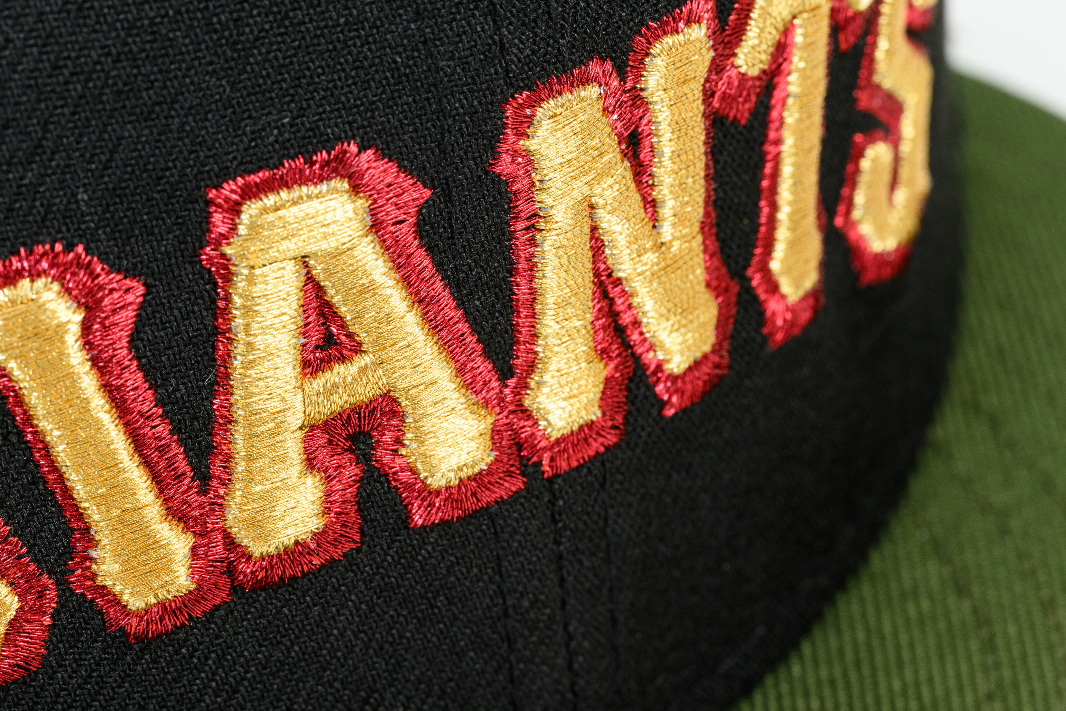 NEW ERA "FINAL ZILLA” SAN FRANCISCO GIANTS FITTED HAT (BLACK/RIFLE GREEN/RED) - Image 10