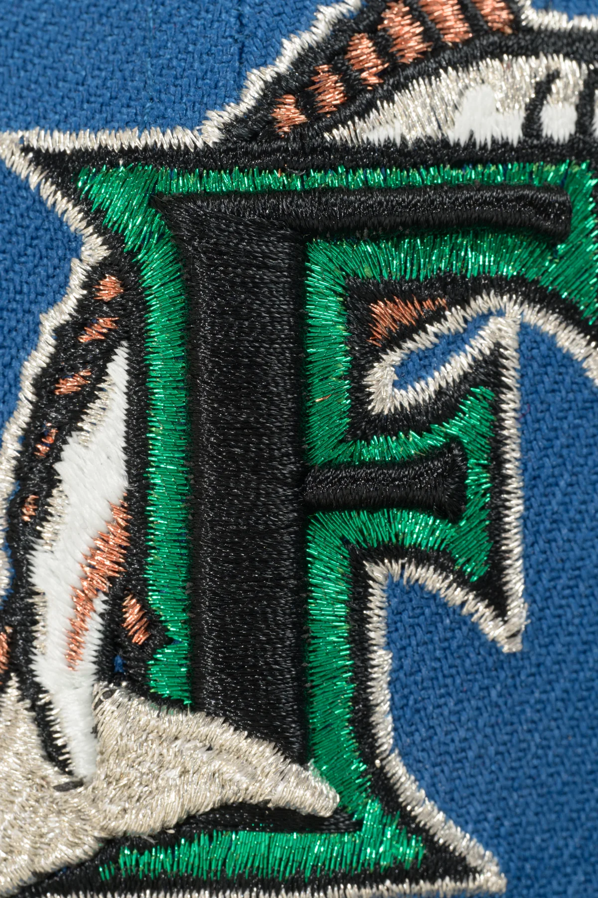 NEW ERA "FIZZLORIDA" FLORIDA MARLINS (SEASHORE BLUE/BLACK/PINK) - Image 7