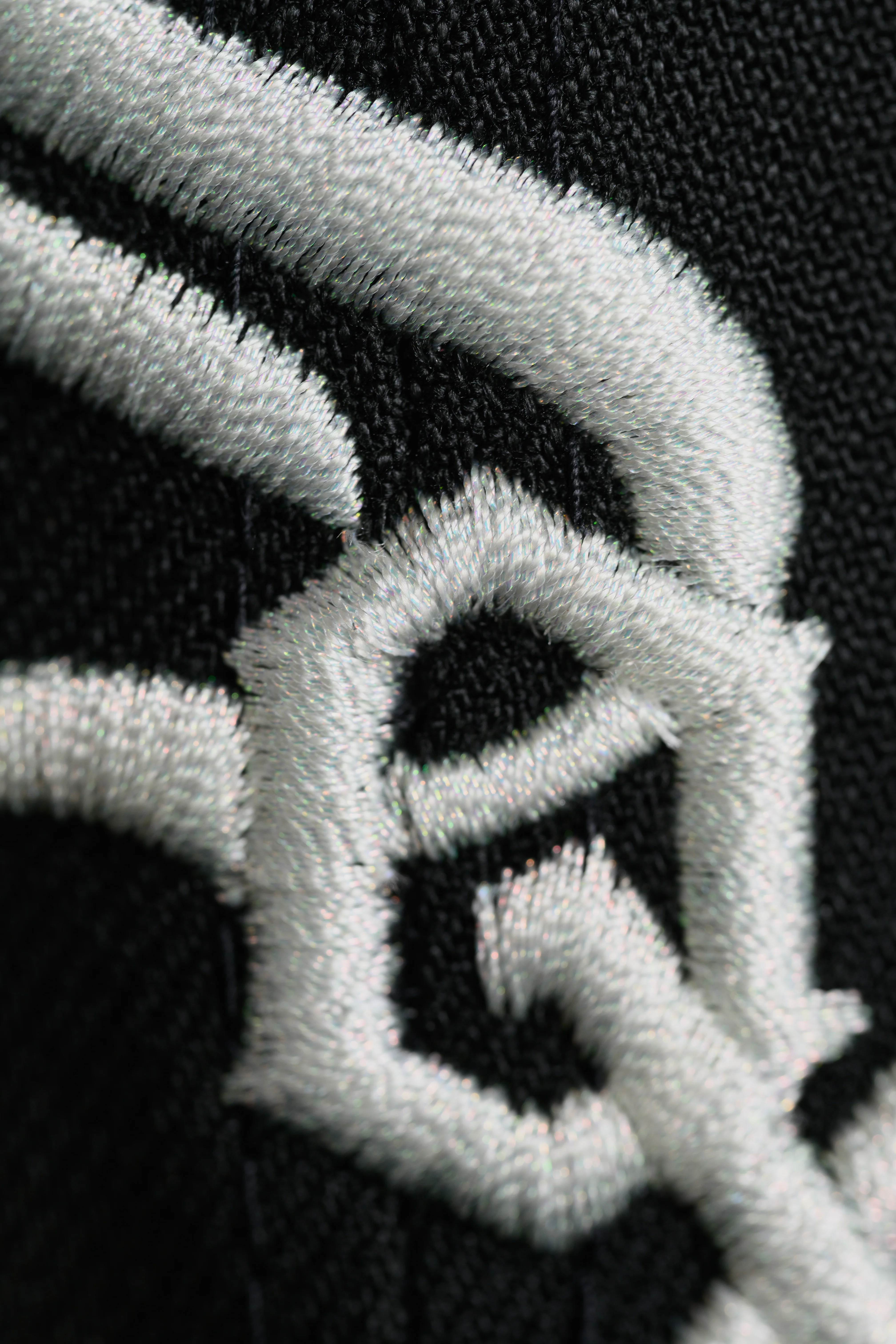 NEW ERA "FRE-DAY" CHICAGO WHITESOX FITTED HAT (BLACK/IRIS) - Image 2