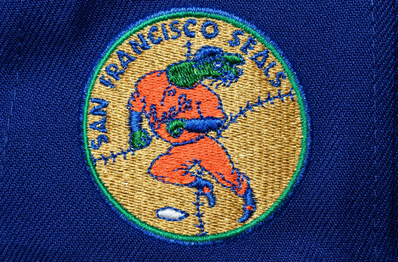 NEW ERA “GATOR" SF SEALS FITTED HAT (DARK ROYAL/ORANGE/DARK GREEN) - Image 2