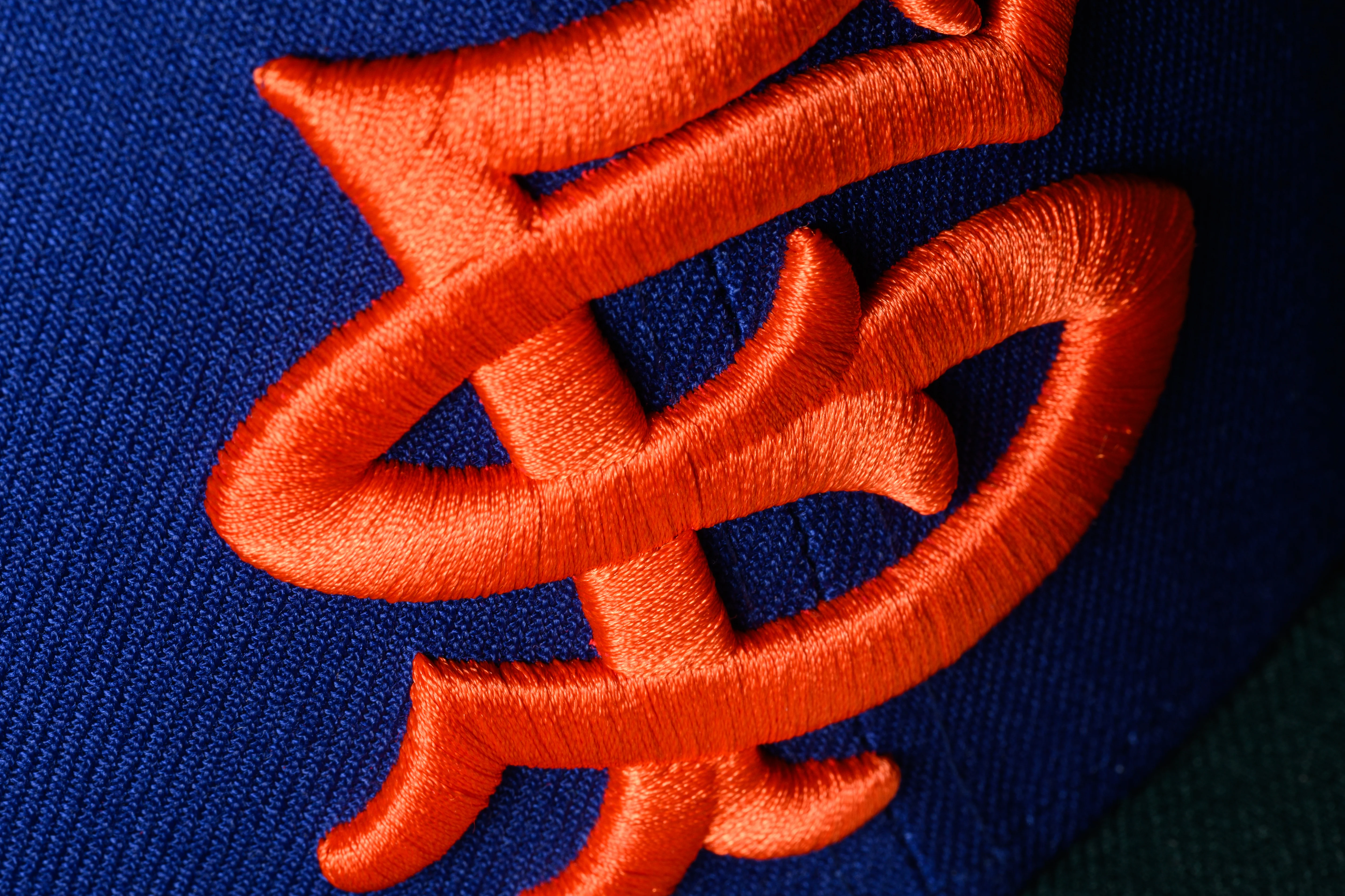 NEW ERA “GATOR" SF SEALS FITTED HAT (DARK ROYAL/ORANGE/DARK GREEN) - Image 6