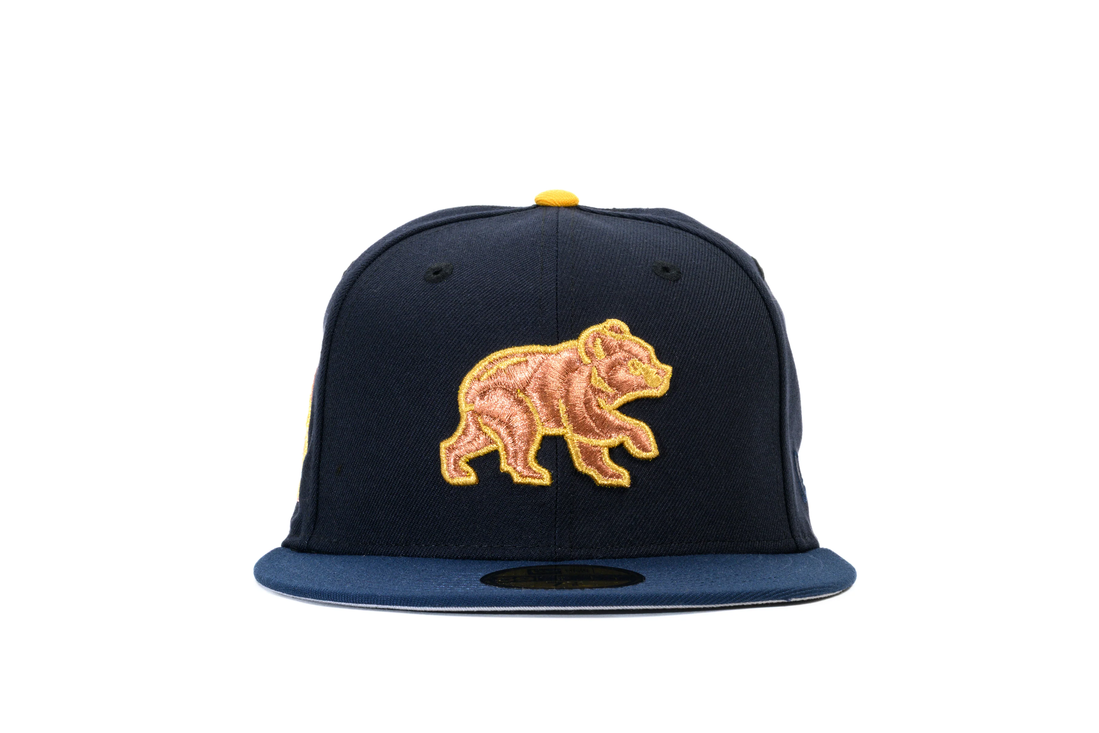 NEW ERA "GOLDEN BEAR" CHICAGO CUBS FITTED HAT (NAVY/OCEANSIDE BLUE/A GOLD) - Image 7