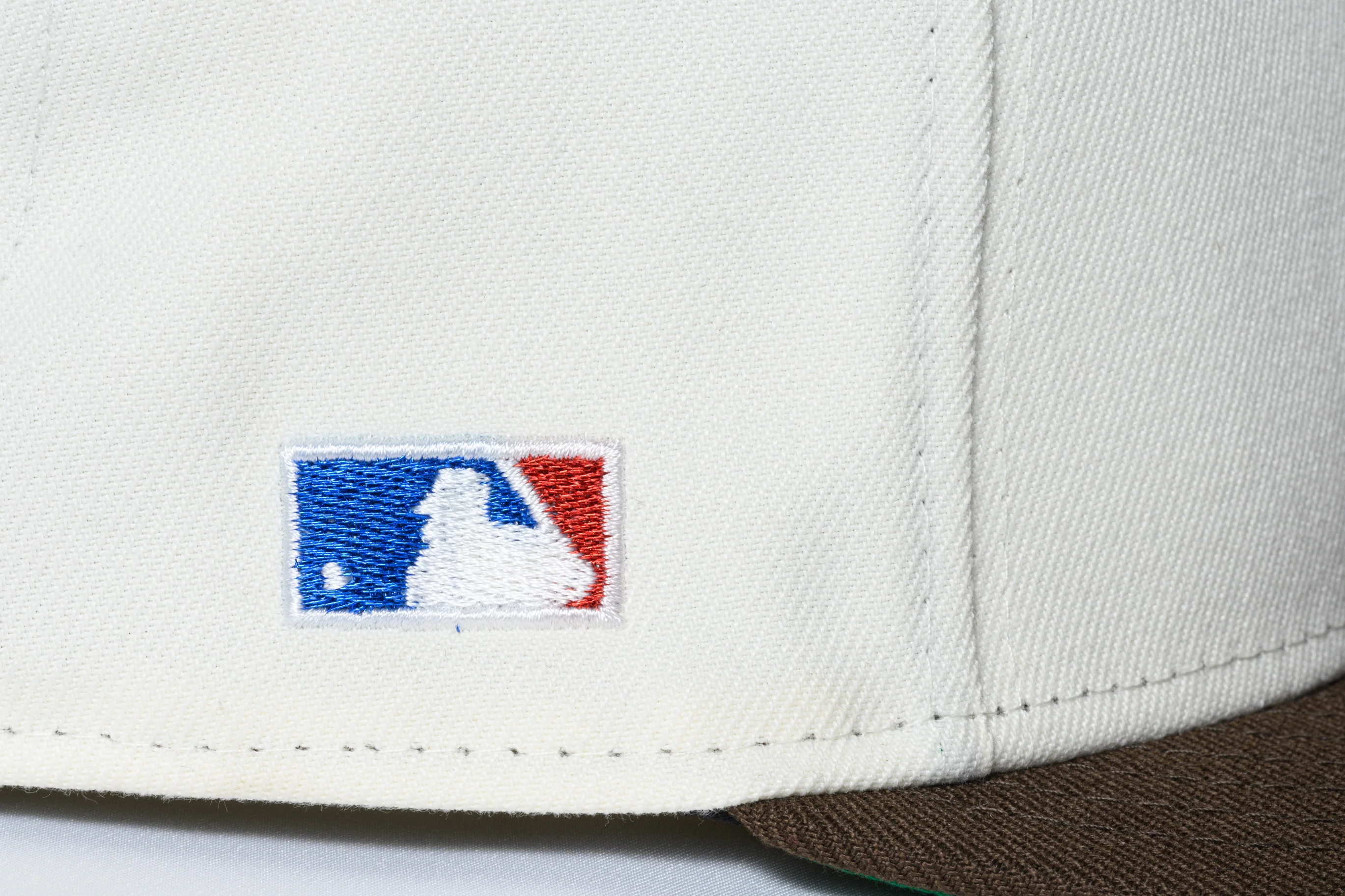 NEW ERA "$HORTY" SAN DIEGO PADRES FITTED HAT (CHROME/WALNUT) - Image 3