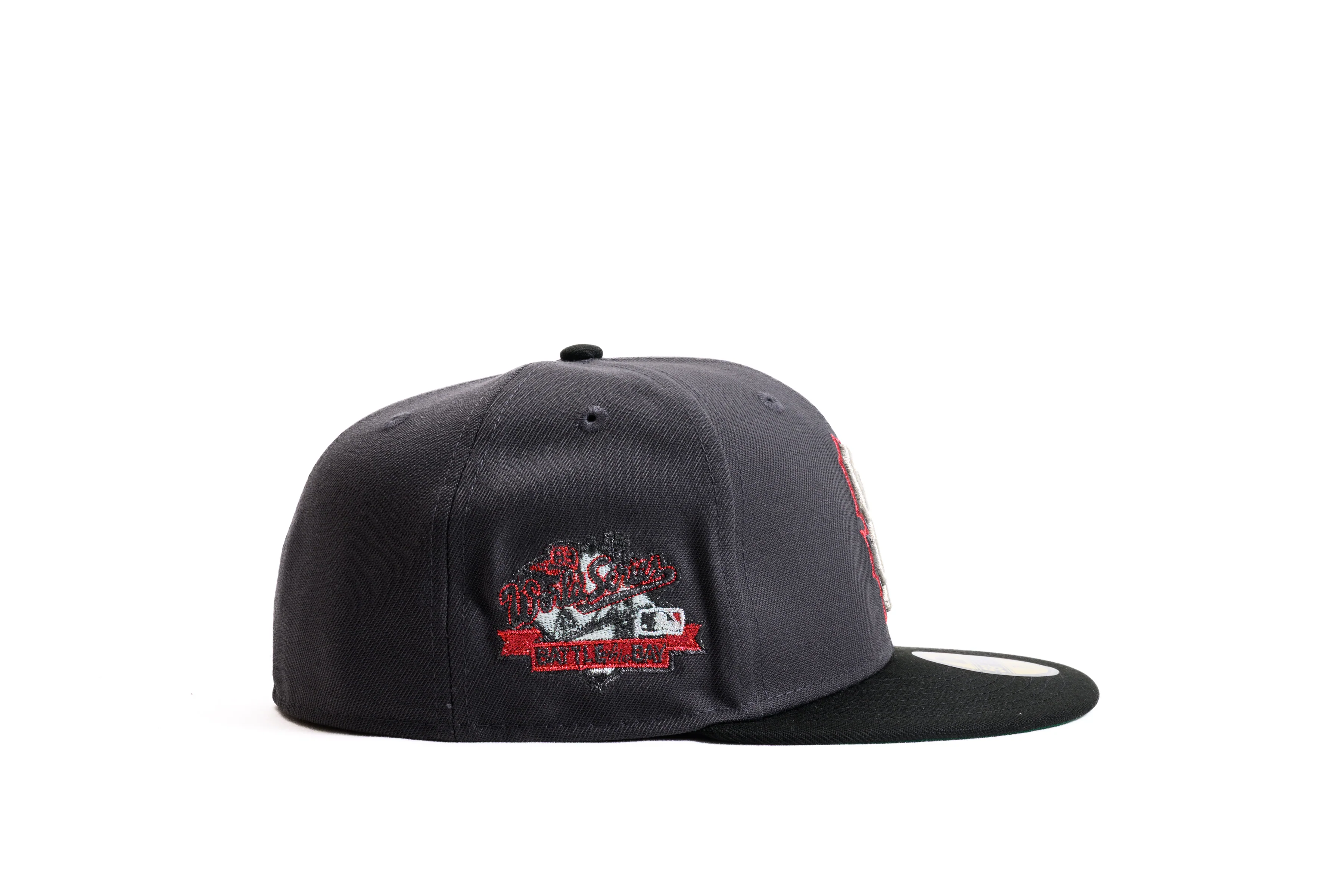 NEW ERA "IRON DRAGON" SAN FRANCISCO GIANTS FITTED HAT (DARK GRAPHITE/BLACK) - Image 9