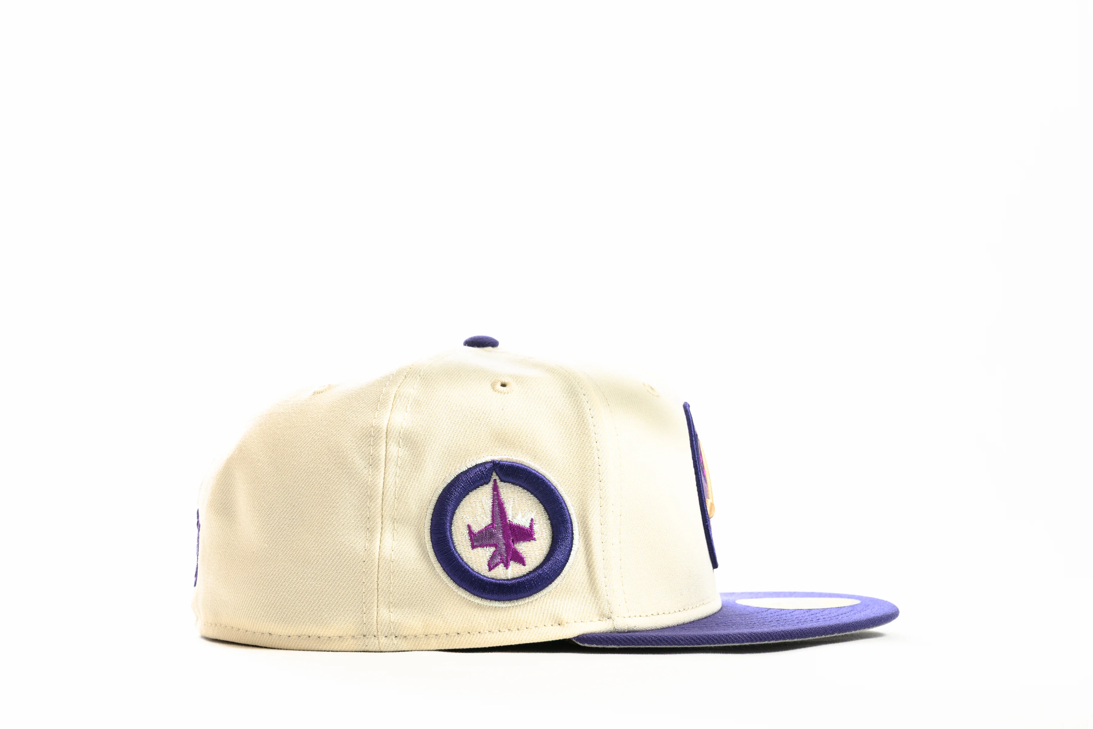 NEW ERA "JET LIFE 2.0" WINNEPEG JETS FITTED HAT (CHROME WHITE/NEW ORCHID) - Image 5