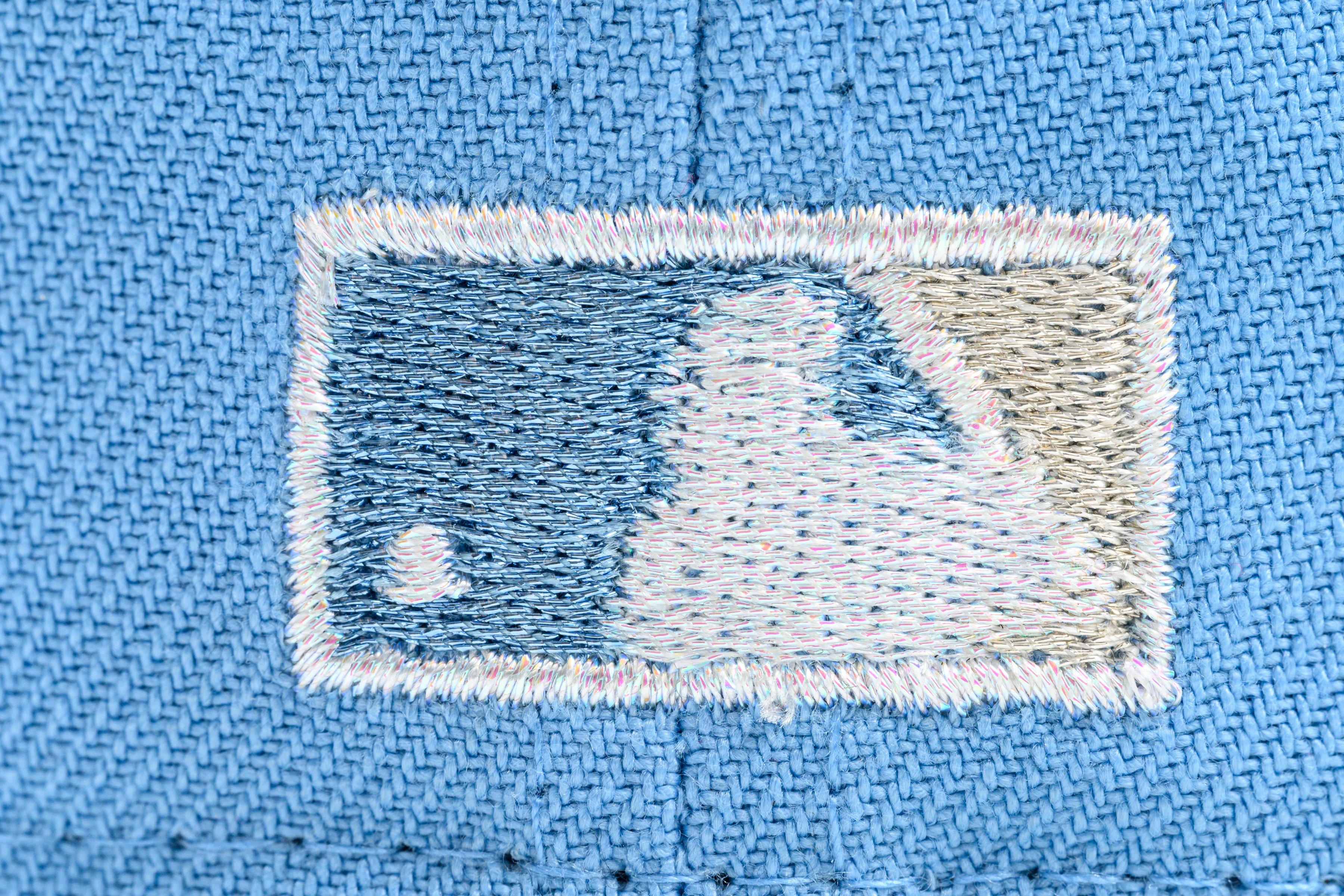 NEW ERA "BOY” LOS ANGELES DODGERS FITTED HAT (SKY BLUE/BLACK) - Image 3