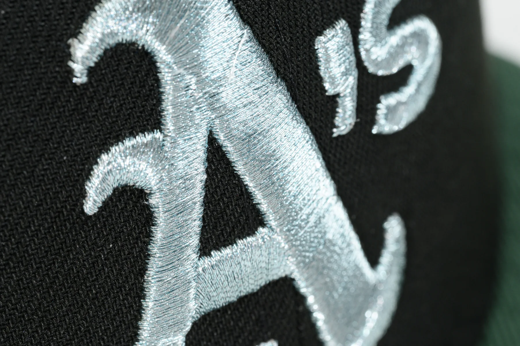 NEW ERA "HOOK MITCHELL" OAKLAND A'S FITTED HAT (BLACK/DARK GREEN) - Image 7