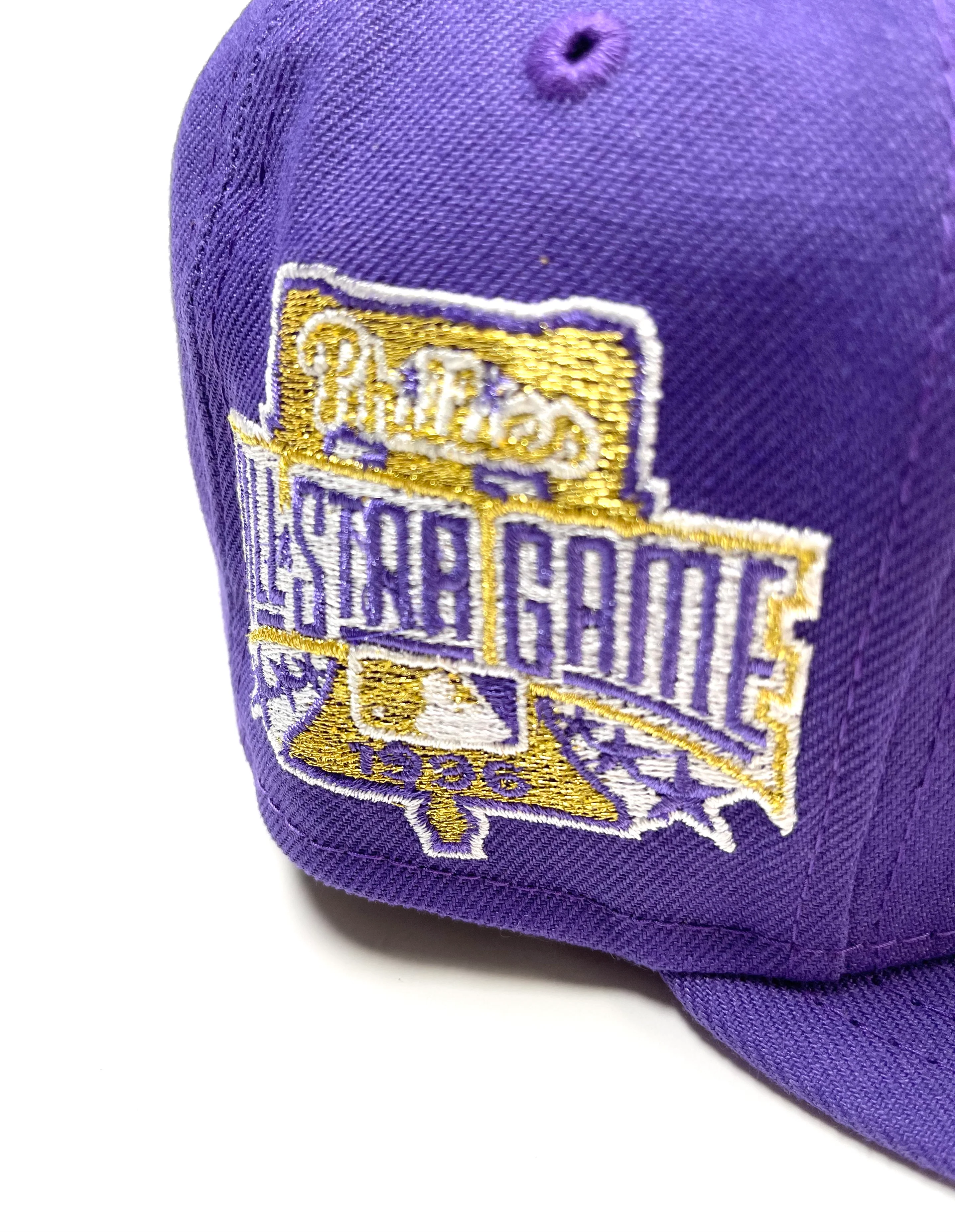 NEW ERA "LAKE MINNETONKA" PHILLADELPHIA PHILLIES FITTED HAT (PURPLE/GOLD) - Image 2