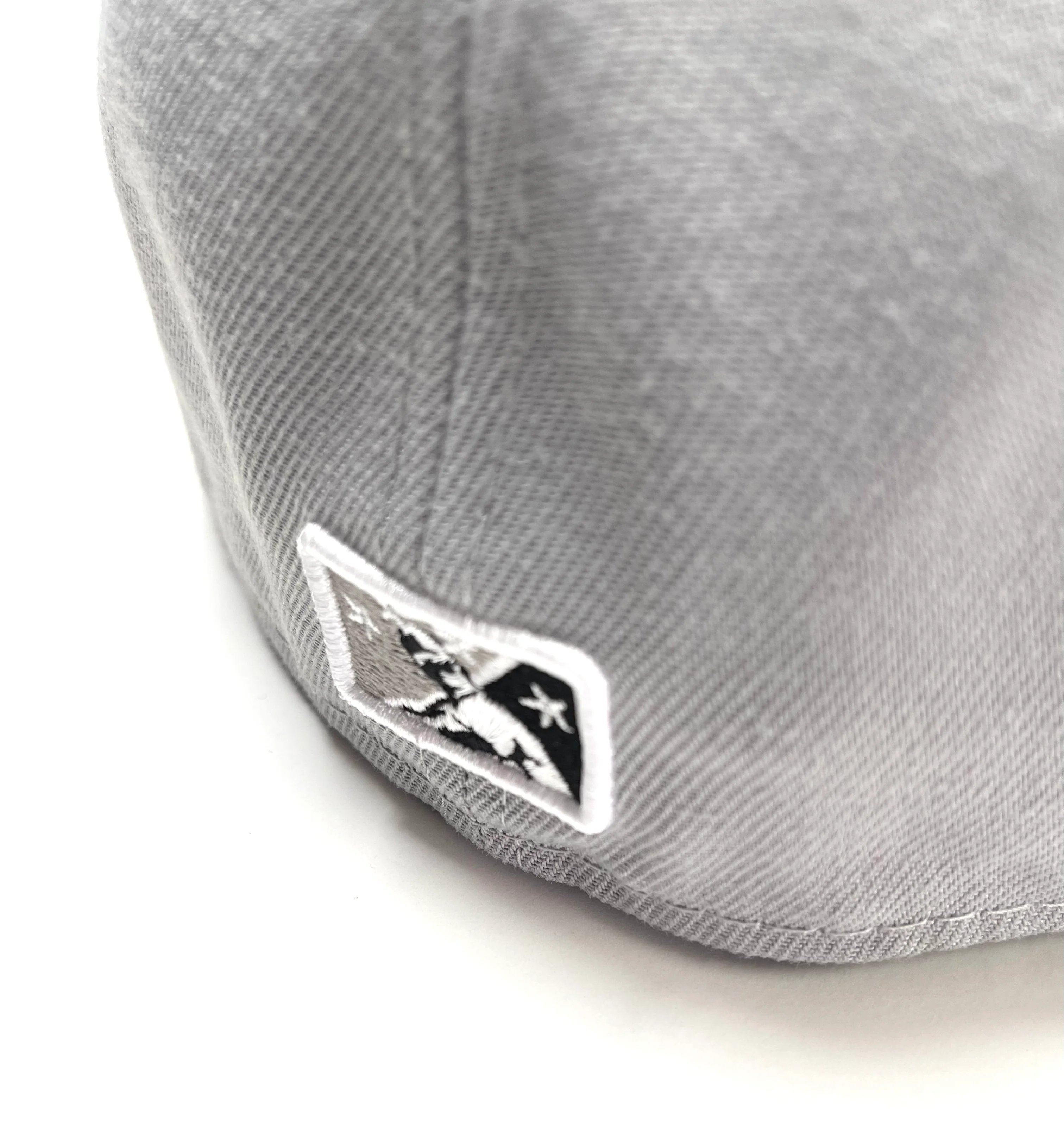 NEW ERA "MASHERS" LOUISVILLE BATS (GREY/BLACK) - Image 3