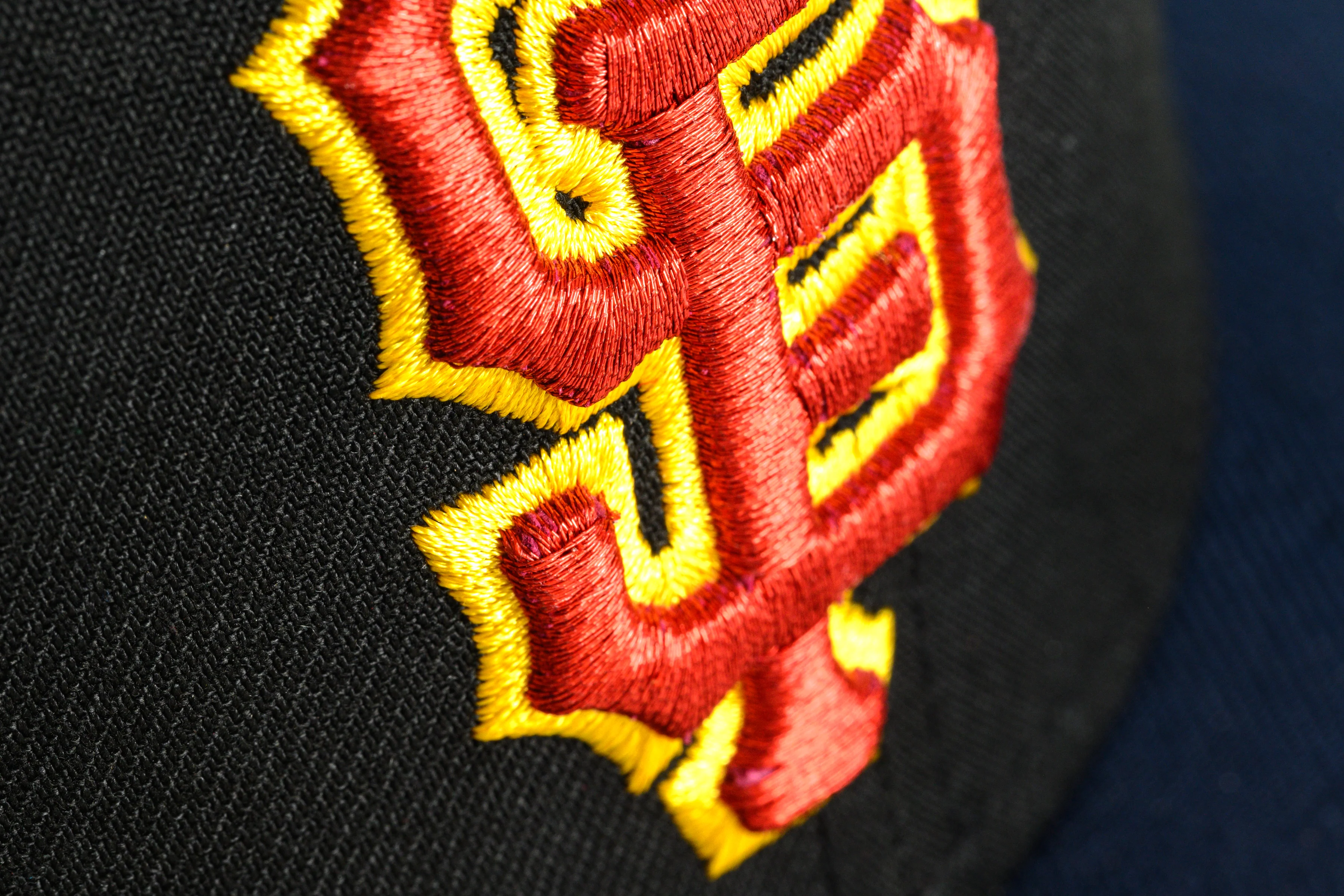 NEW ERA "MAZINGER" SAN FRANCISCO GIANTS FITTED HAT (BLACK/NAVY/LIGHT BLUE) - Image 9