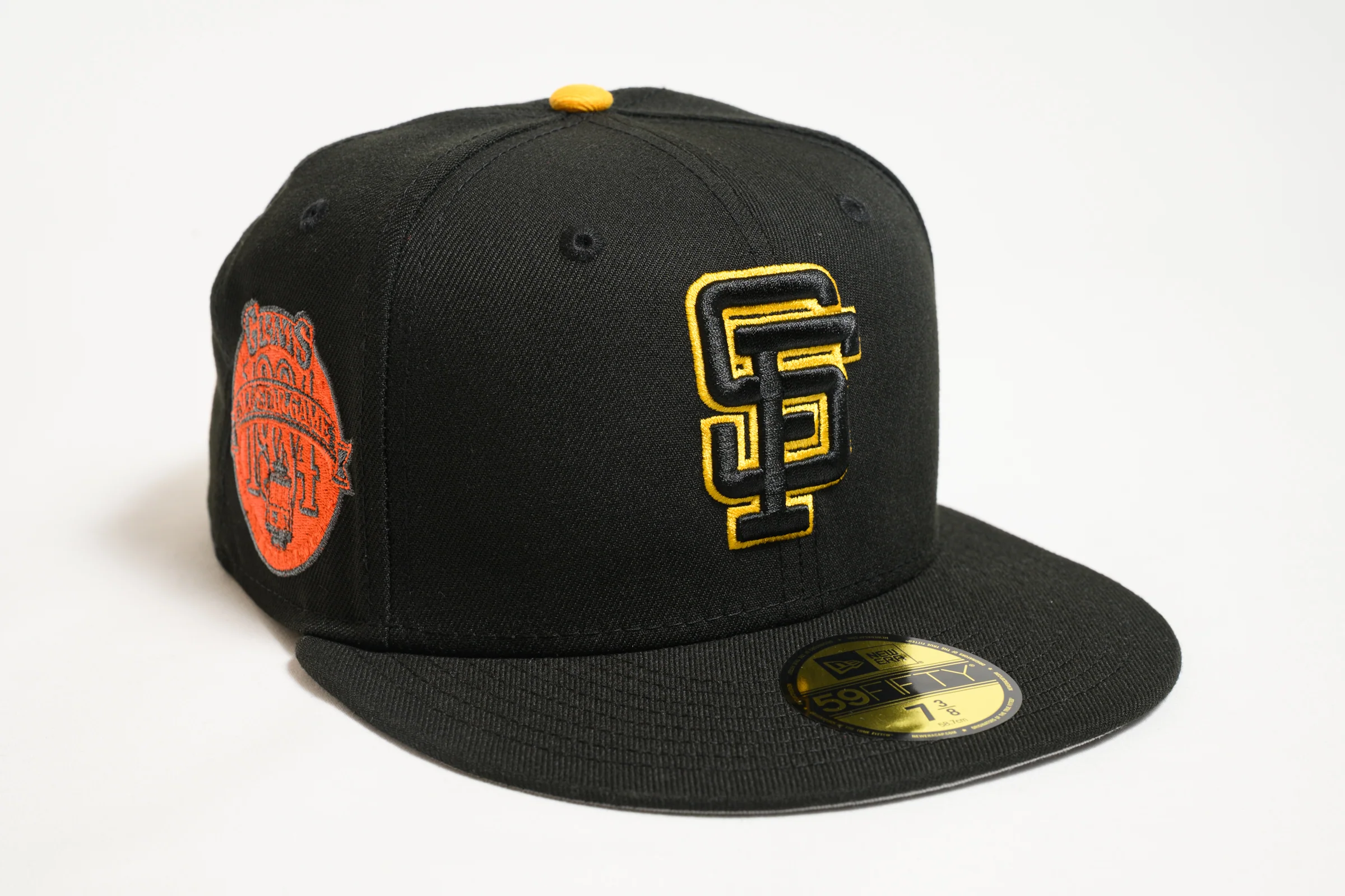 NEW ERA "MITCHELL" SF GIANTS FITTED HAT (BLACK/YELLOW/ORANGE)