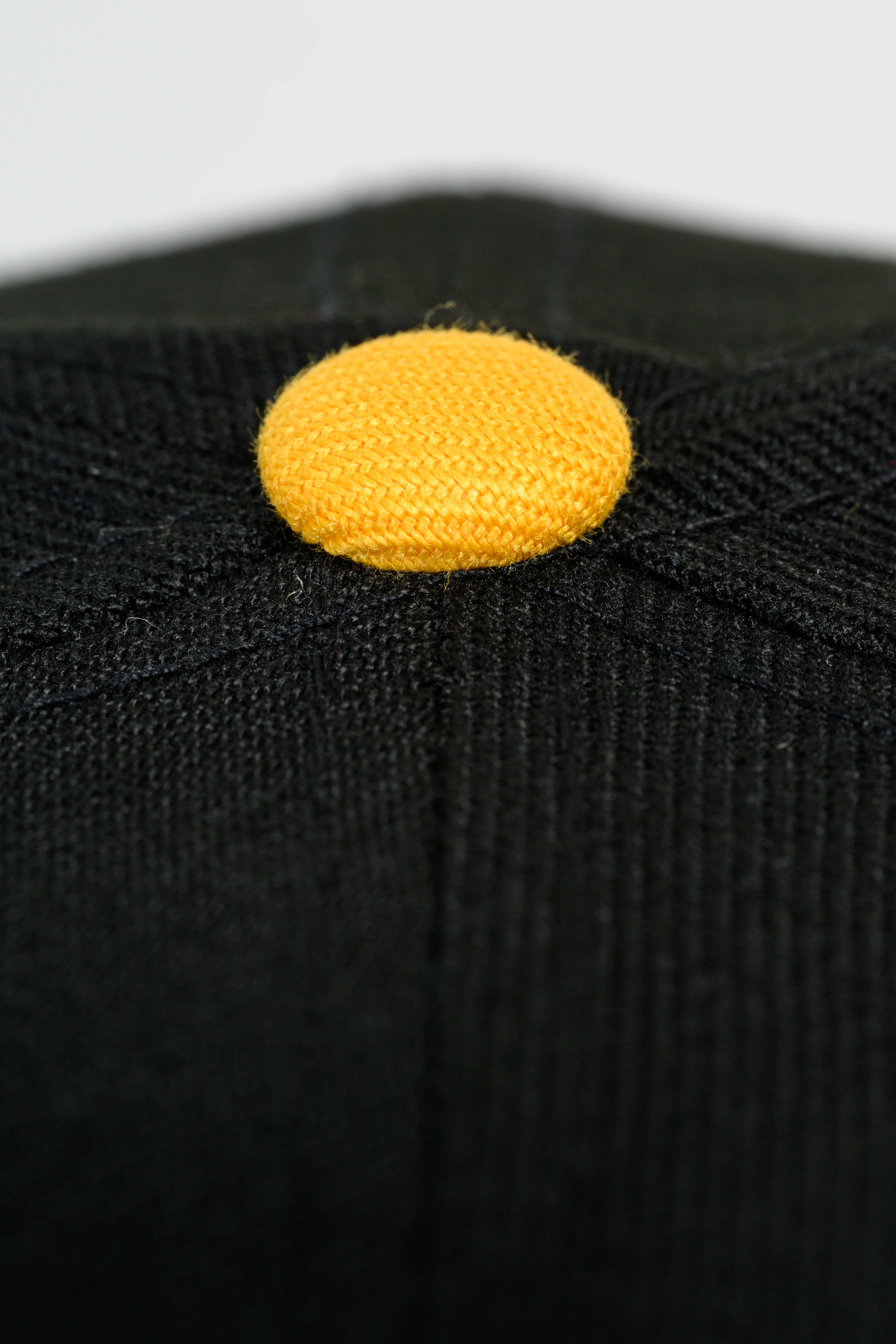 NEW ERA "MOB” MODESTO ATHLETICS FITTED HAT (YELLOW/BLACK) - Image 5