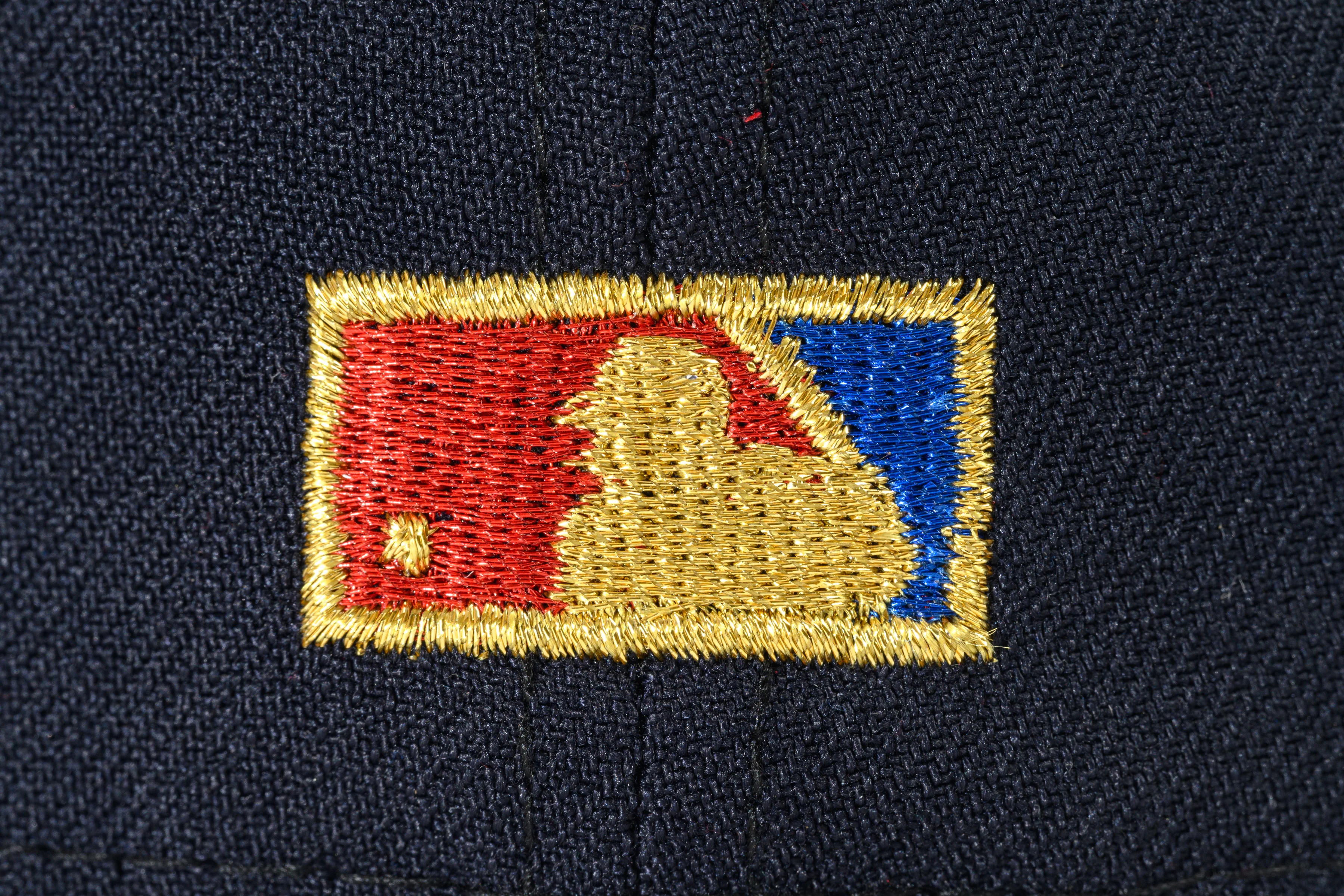 NEW ERA "DELUXE"ATLANTA BRAVES FITTED HAT (NAVY/RED) - Image 3