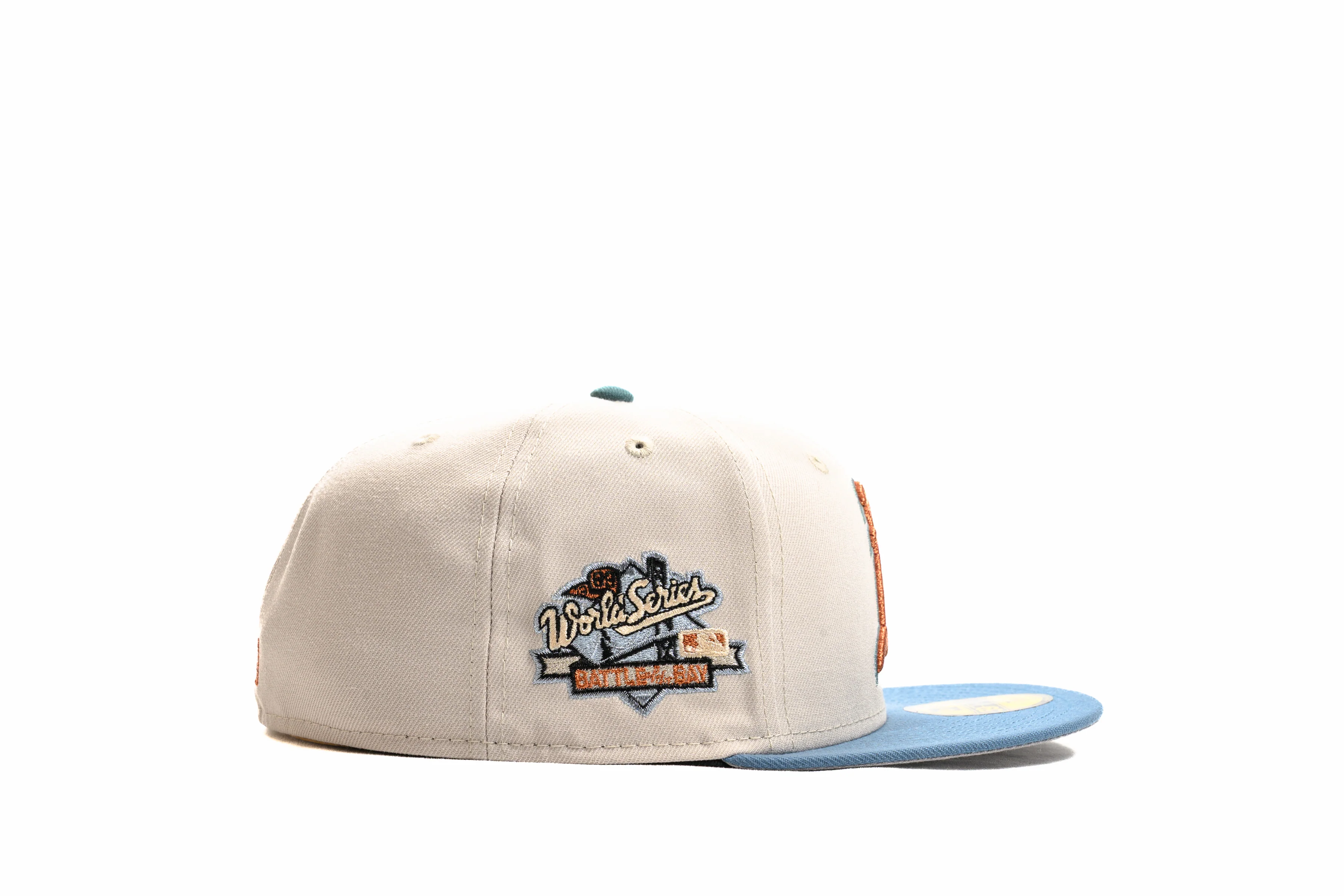 NEW ERA "MOTION" OAKLAND ATHLETICS FITTED HAT (STONE GREY/FADED BLUE) - Image 6