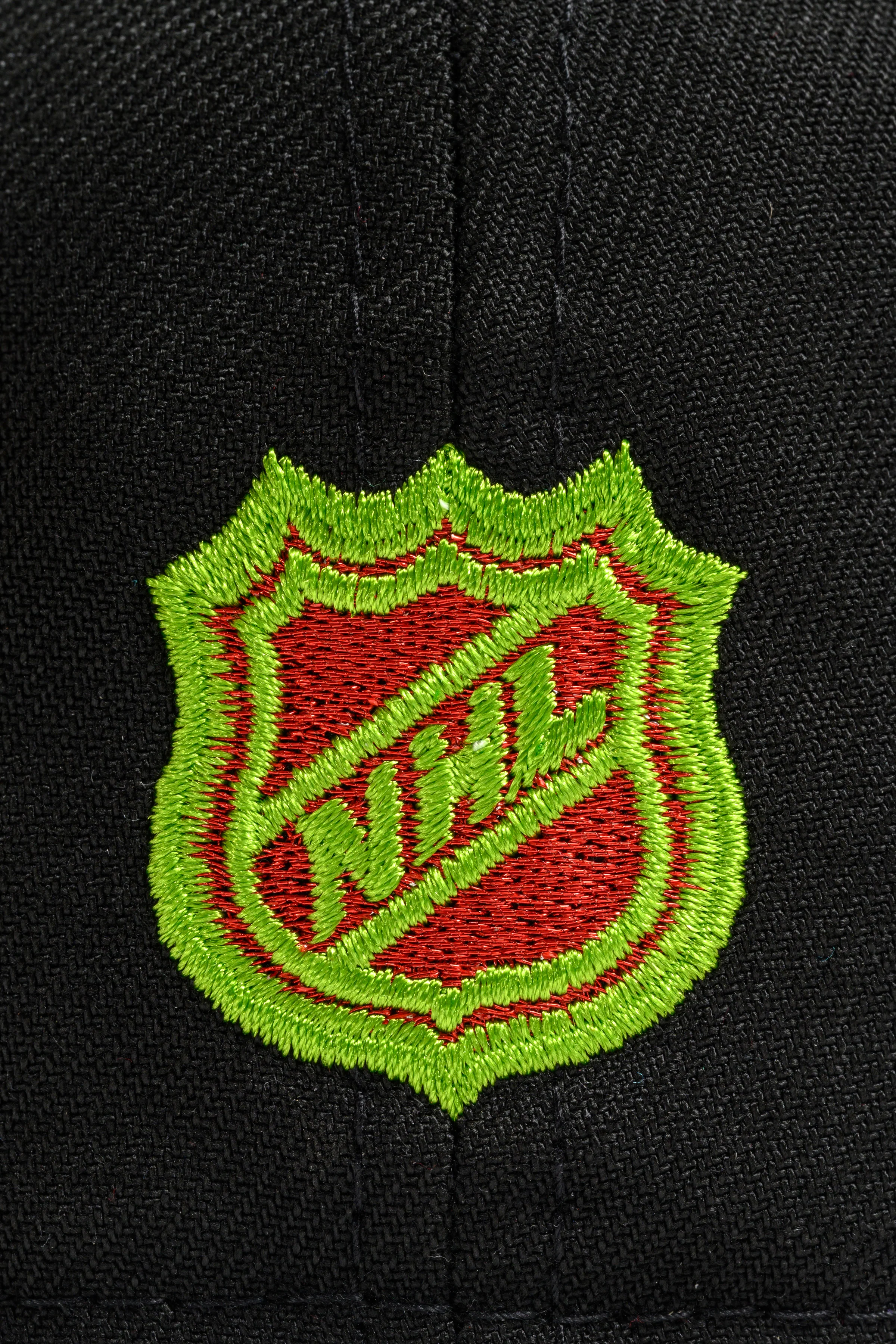 NEW ERA "MUTA" CHICAGO BLACKHAWKS FITTED HAT (BLACK/RED) - Image 3